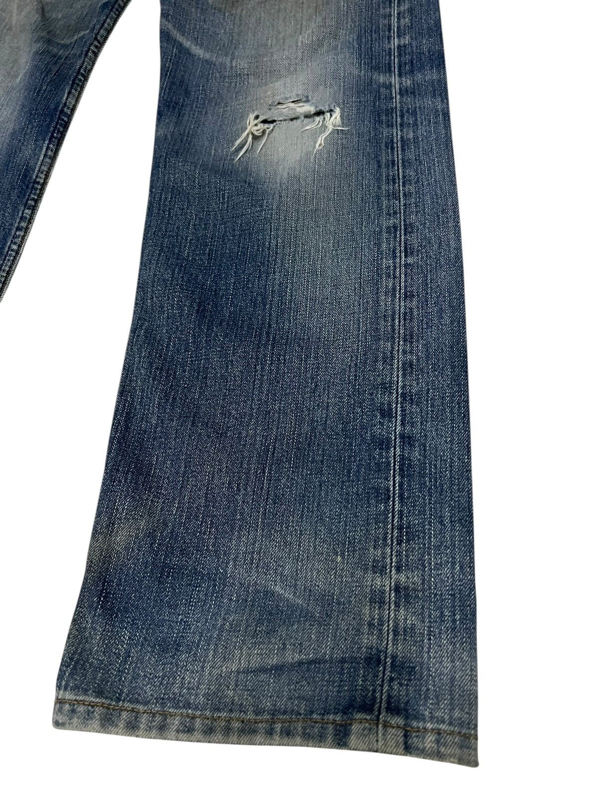 Levi's Vintage Levi’s 505-03 Faded Distress Jean Size US 34 / EU 50 - 4 Thumbnail