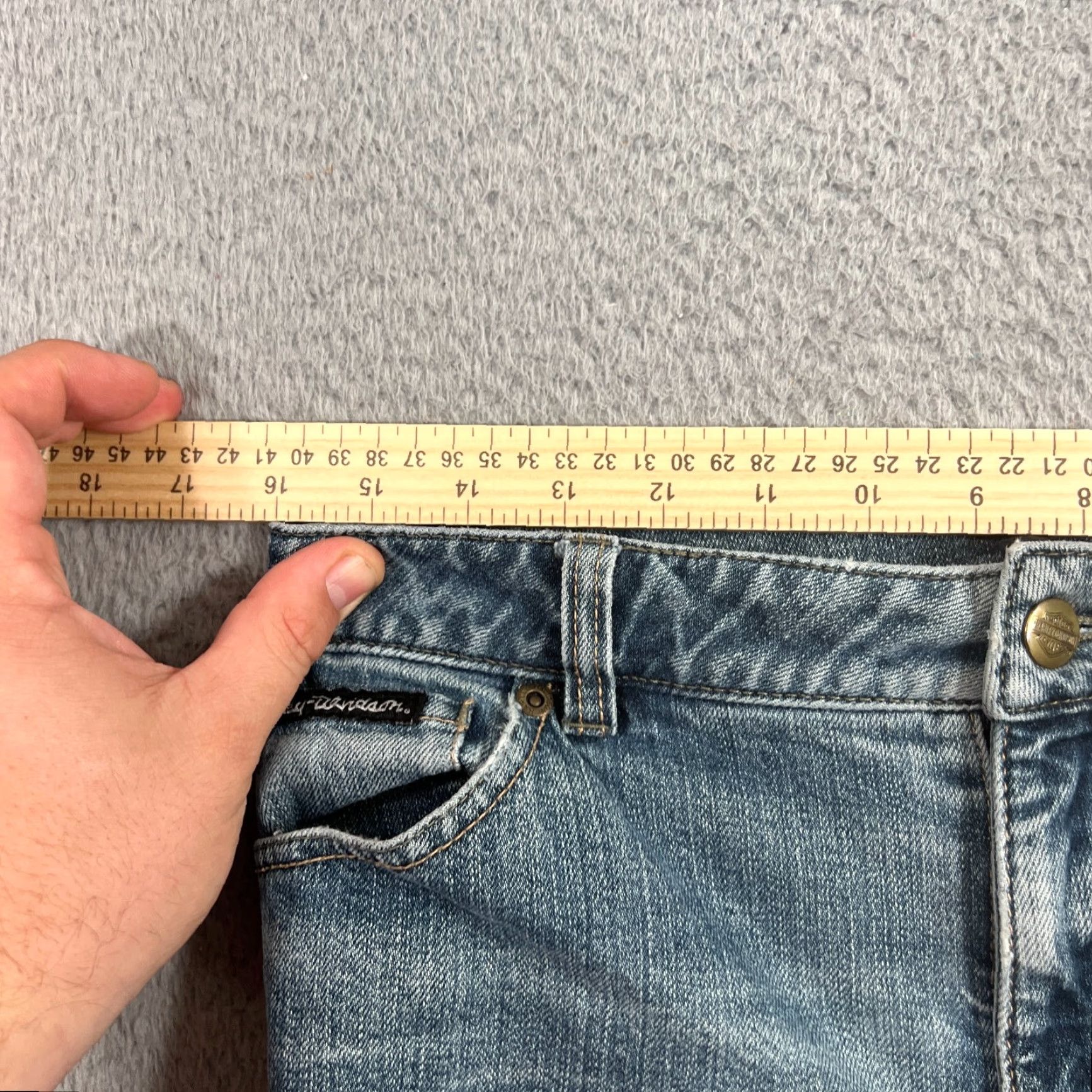Harley Davidson VINTAGE Harley Davidson Jeans Women's 6 Bootcut Light Wash Blue Denim 90s Motorcycle Biker Size 28" / US 6 / IT 42 - 5 Thumbnail
