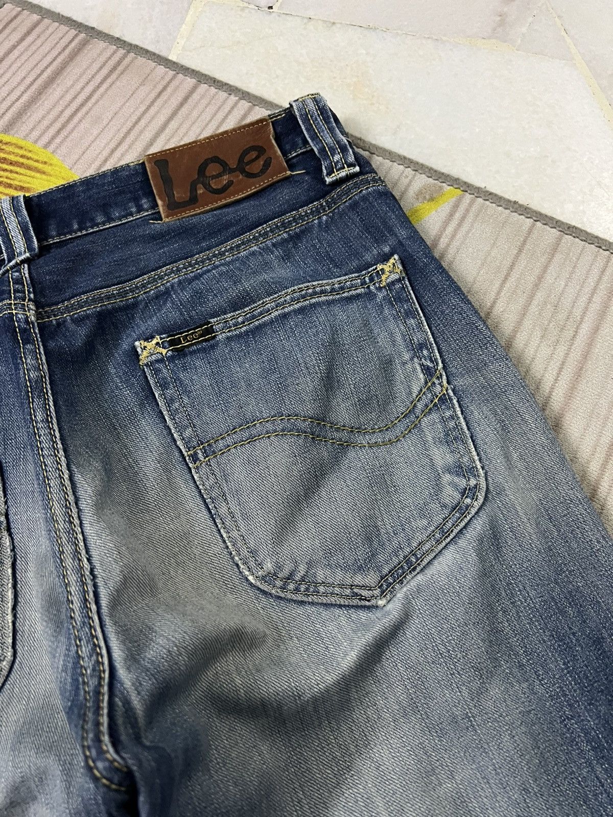 Japanese Brand × Jean × Lee 💥Flare💥Vintage Lee Rider Distressed Jean Size US 31 - 19 Thumbnail