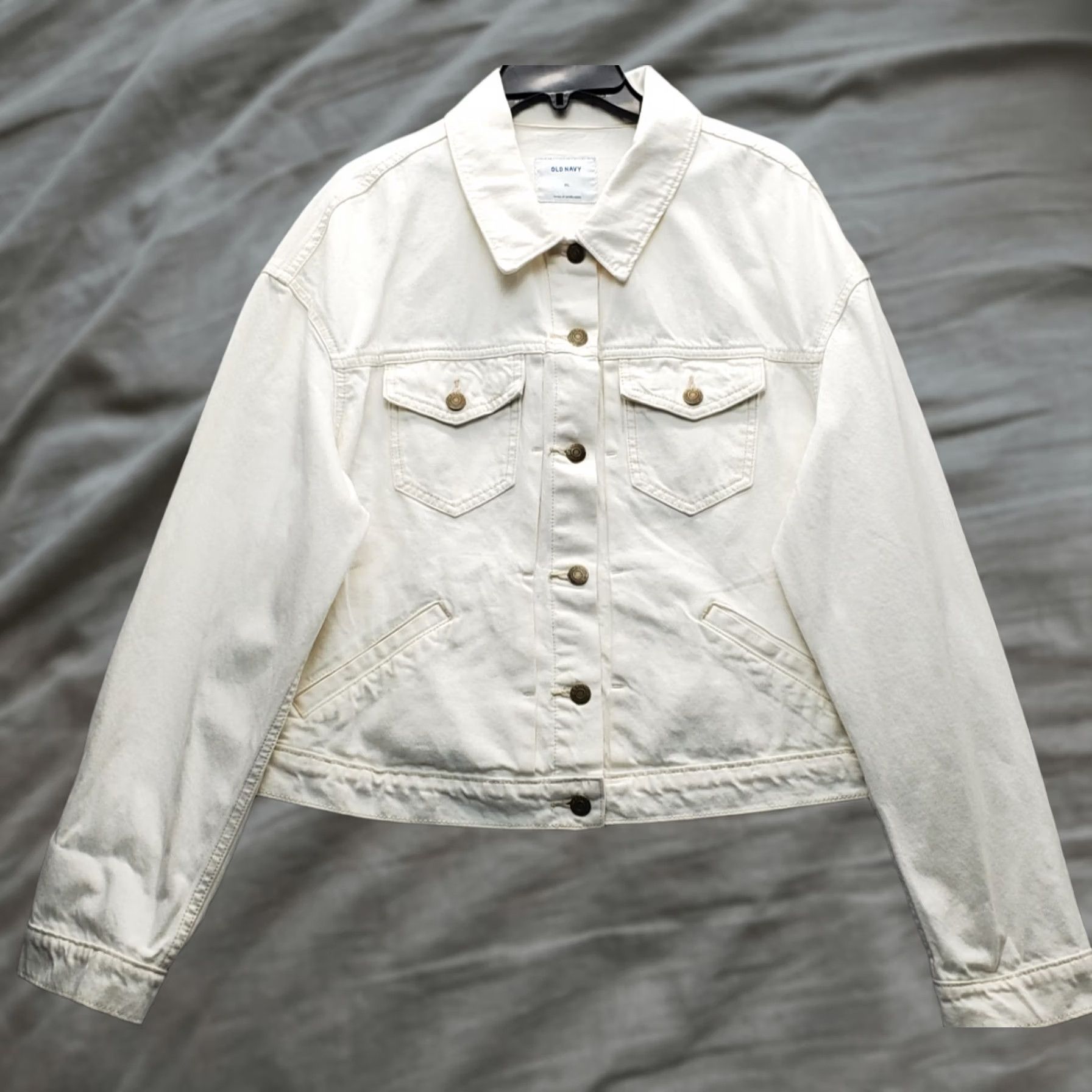 Old Navy Old Navy Trucker Jacket Womens XL Cream Chest Pocket Collar Button Front Jacket Size XL / US 12-14 / IT 48-50 - 1 Thumbnail