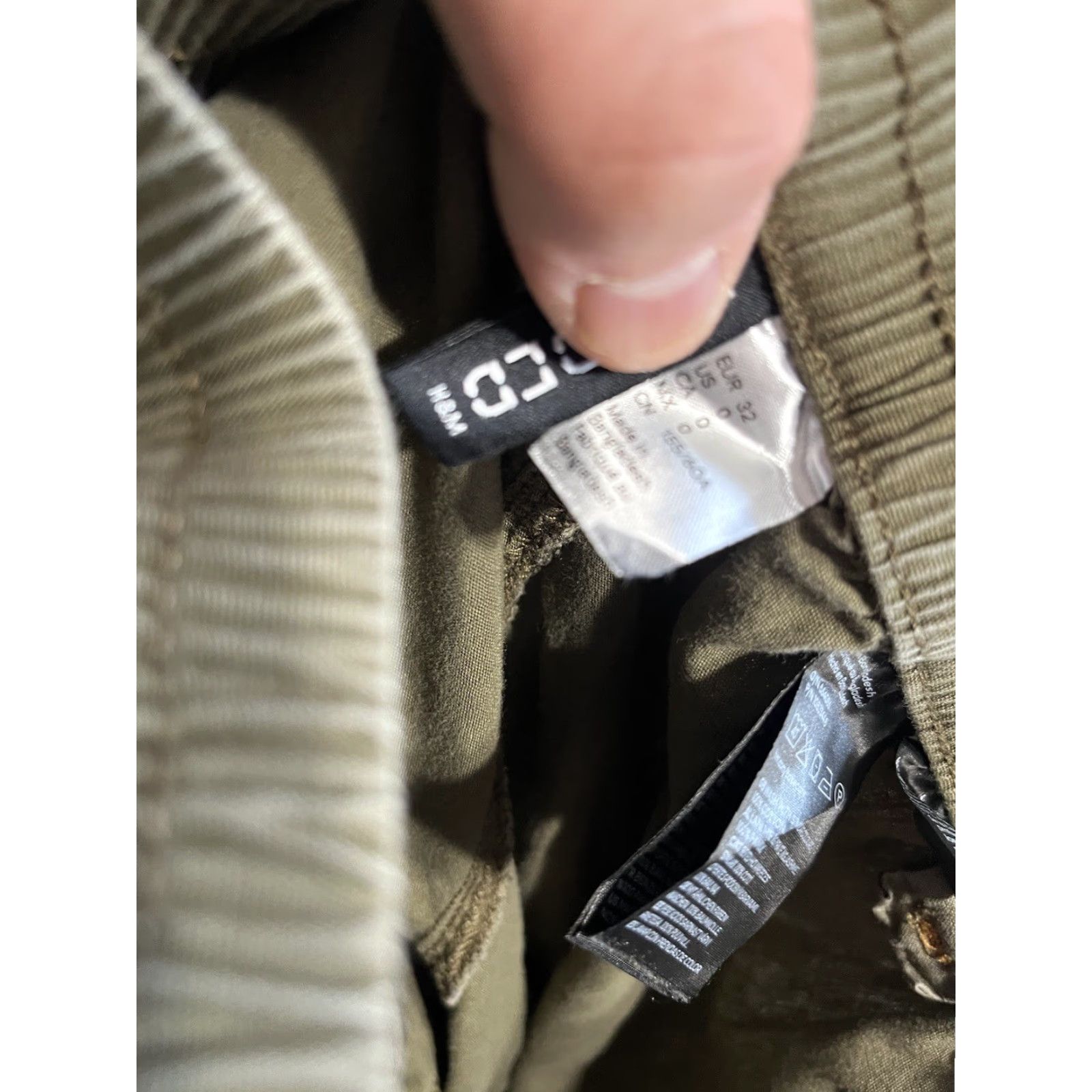 H&M VINTAGE Divided by H&M Women's High-Rise Cargo Pocket Pants 0 Green 100% Cotton Size 25" / US 0 / IT 36 - 5 Thumbnail