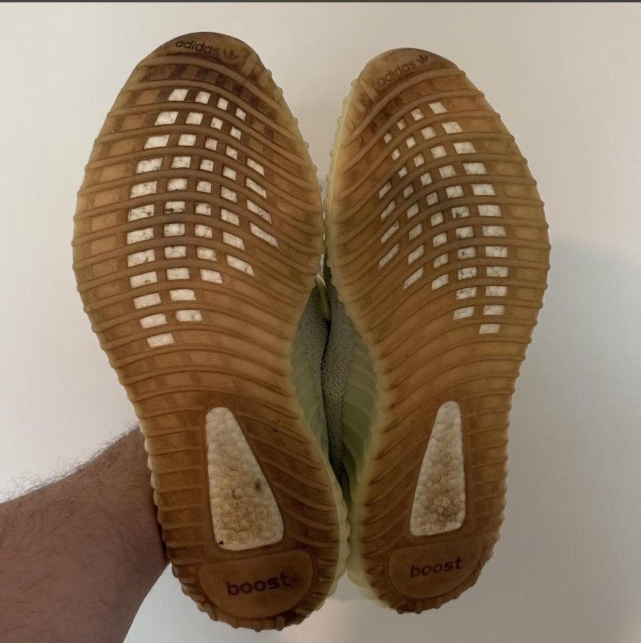 Yeezy Yeezy 350 V2 ‘Butter’ Boost Size US 13 / EU 46 - 6 Thumbnail