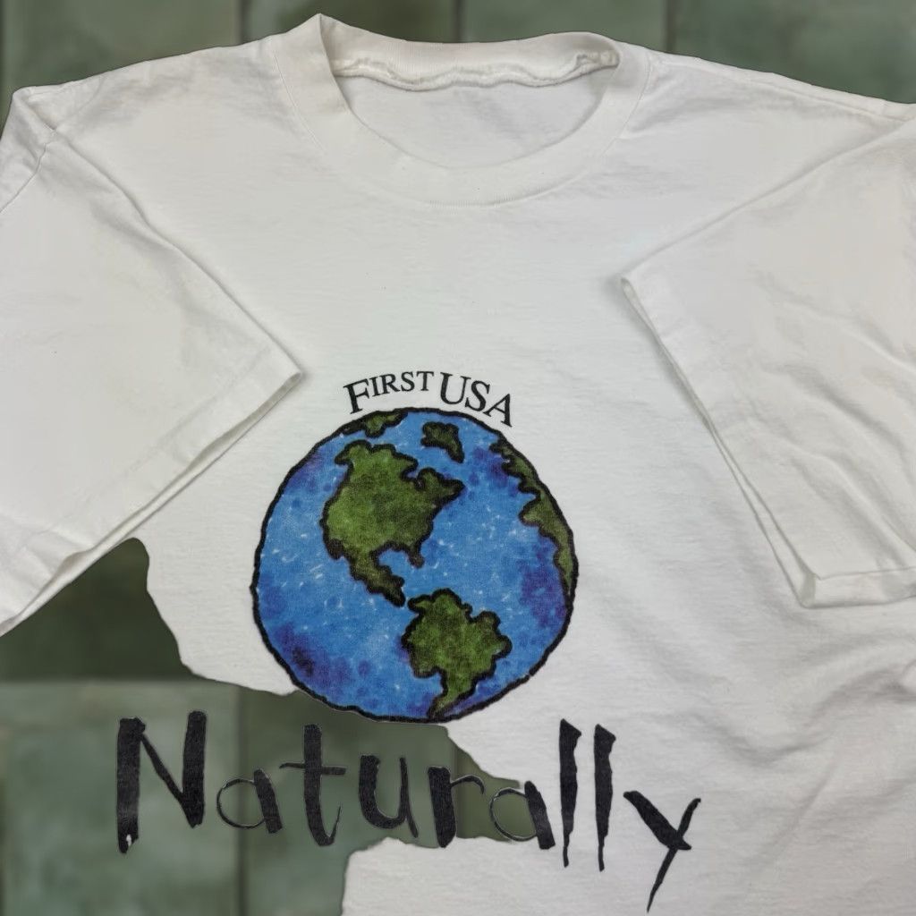 Vintage VINTAGE Unbranded T-Shirt Globe Earth World 90s Nature Mens Adult Medium White Size US M / EU 48-50 / 2 - 1 Thumbnail