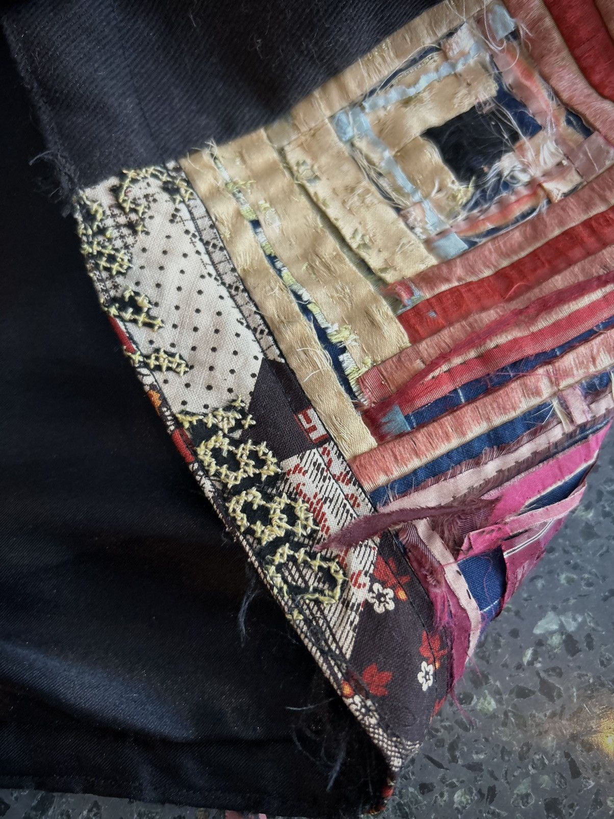 Vintage 1880 Custom Quilt Hoodie perfectly distressed and worn Size US M / EU 48-50 / 2 - 4 Thumbnail