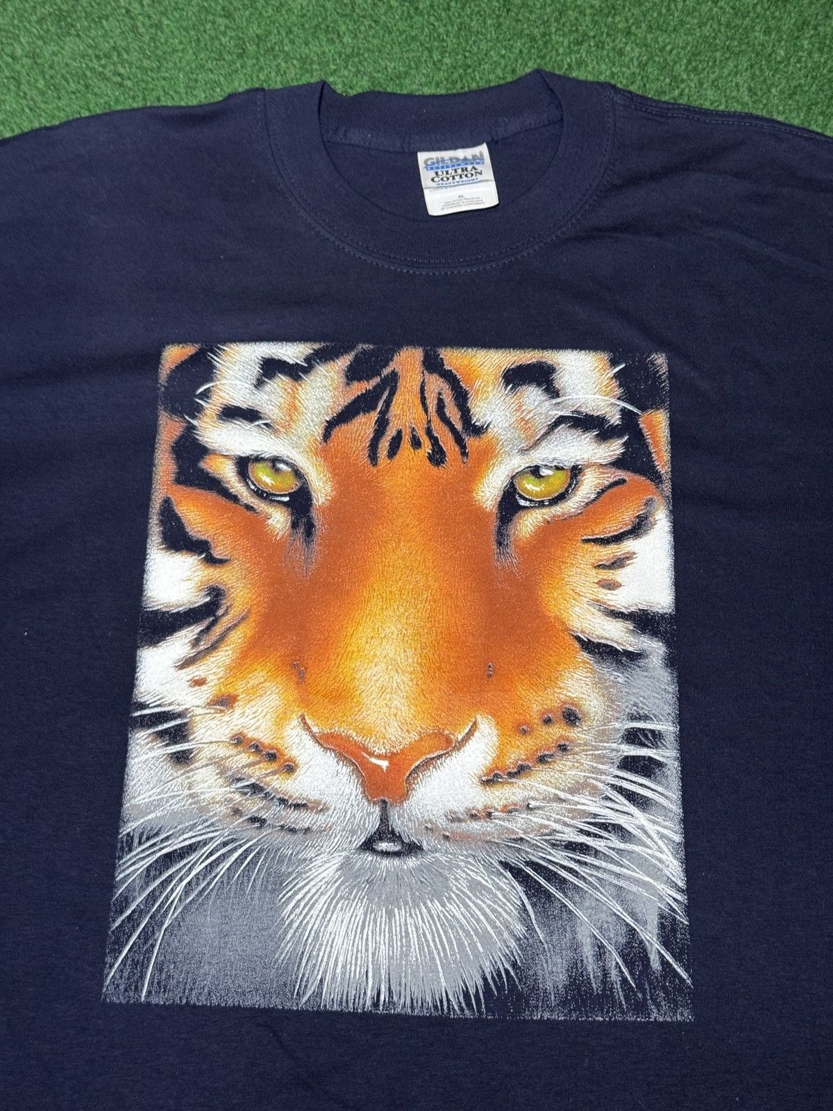 Gildan Lion Animal Graphic Print Vintage 90s Y2K XL T Shirt Size US XL / EU 56 / 4 - 2 Thumbnail