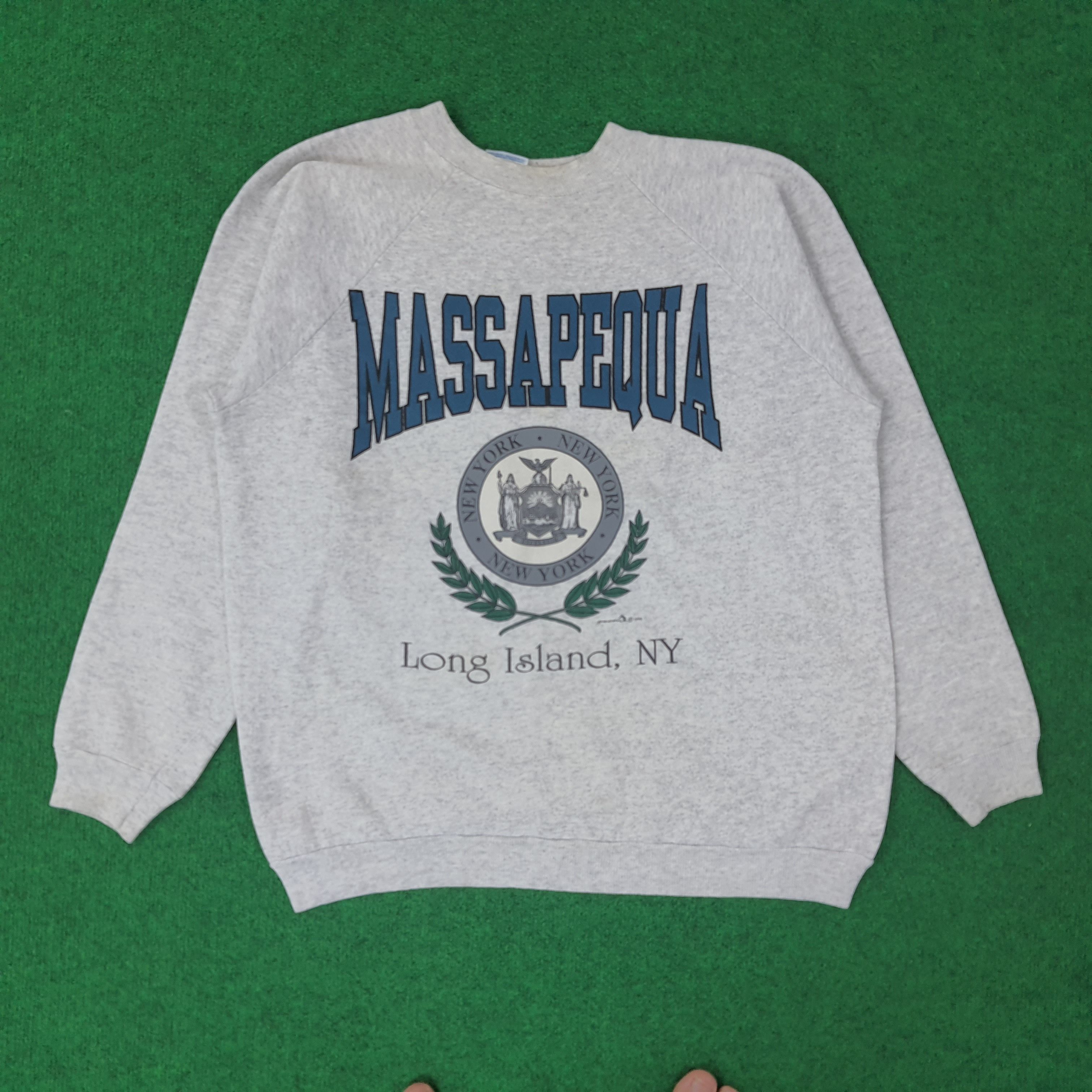 Vintage Vintage MASSAPEQUA Long Island New York Sweatshirt C257N5 Size US L / EU 52-54 / 3 - 1 Thumbnail