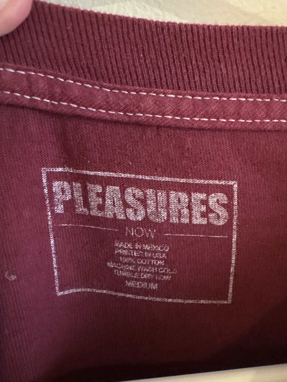 Pleasures “Pleasures” Tee Shirt Size US M / EU 48-50 / 2 - 2 Thumbnail