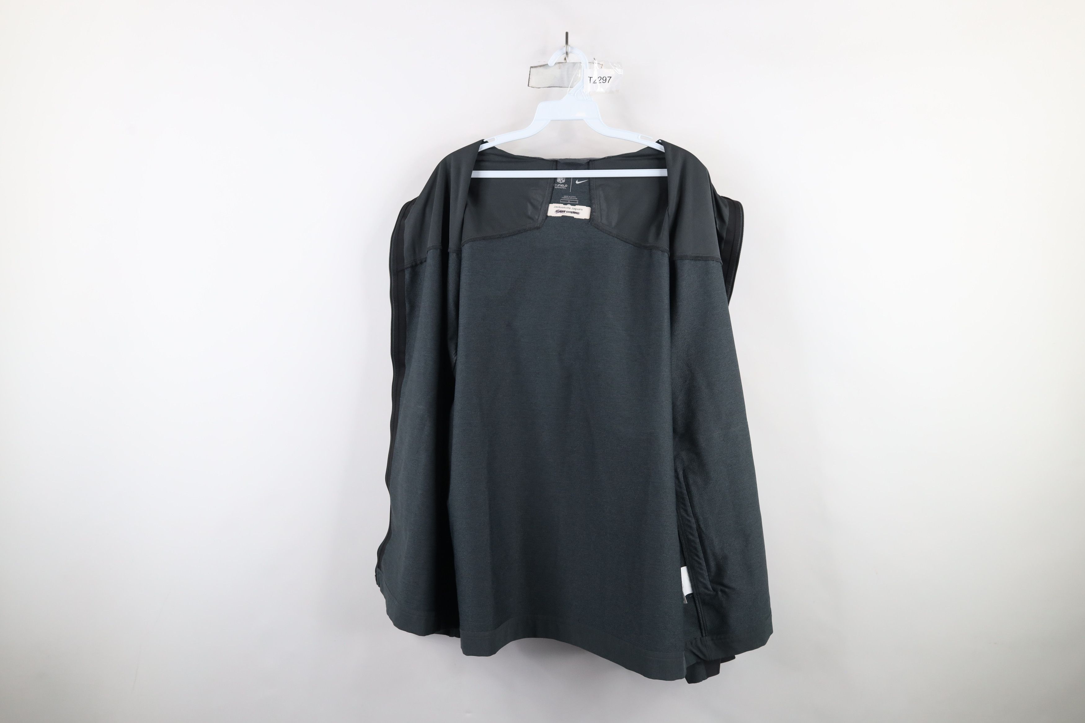 Nike × Vintage Nike On Field Jacksonville Jaguars Football Hooded Jacket Size US L / EU 52-54 / 3 - 10 Thumbnail