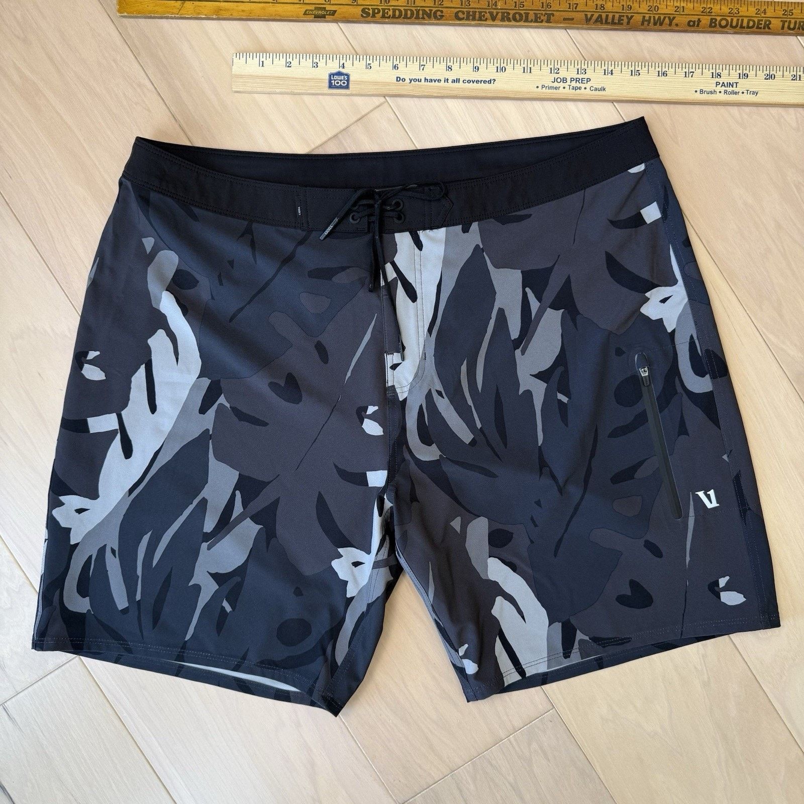 Vuori Vuori Infinity Board Shorts 38 Multicolor Camo Lightweight Size US 38 / EU 54 - 2 Thumbnail