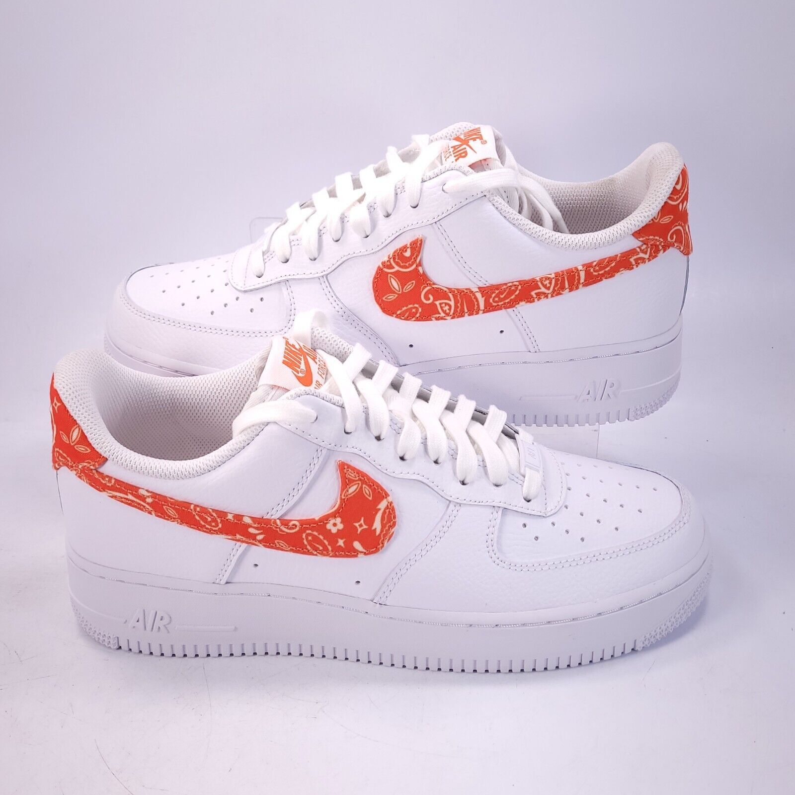 Nike Nike Air Force 1 '07 ESS Shoe Womens Size 10.5 DJ9942-102 Size US 10.5 / IT 40.5 - 6 Thumbnail