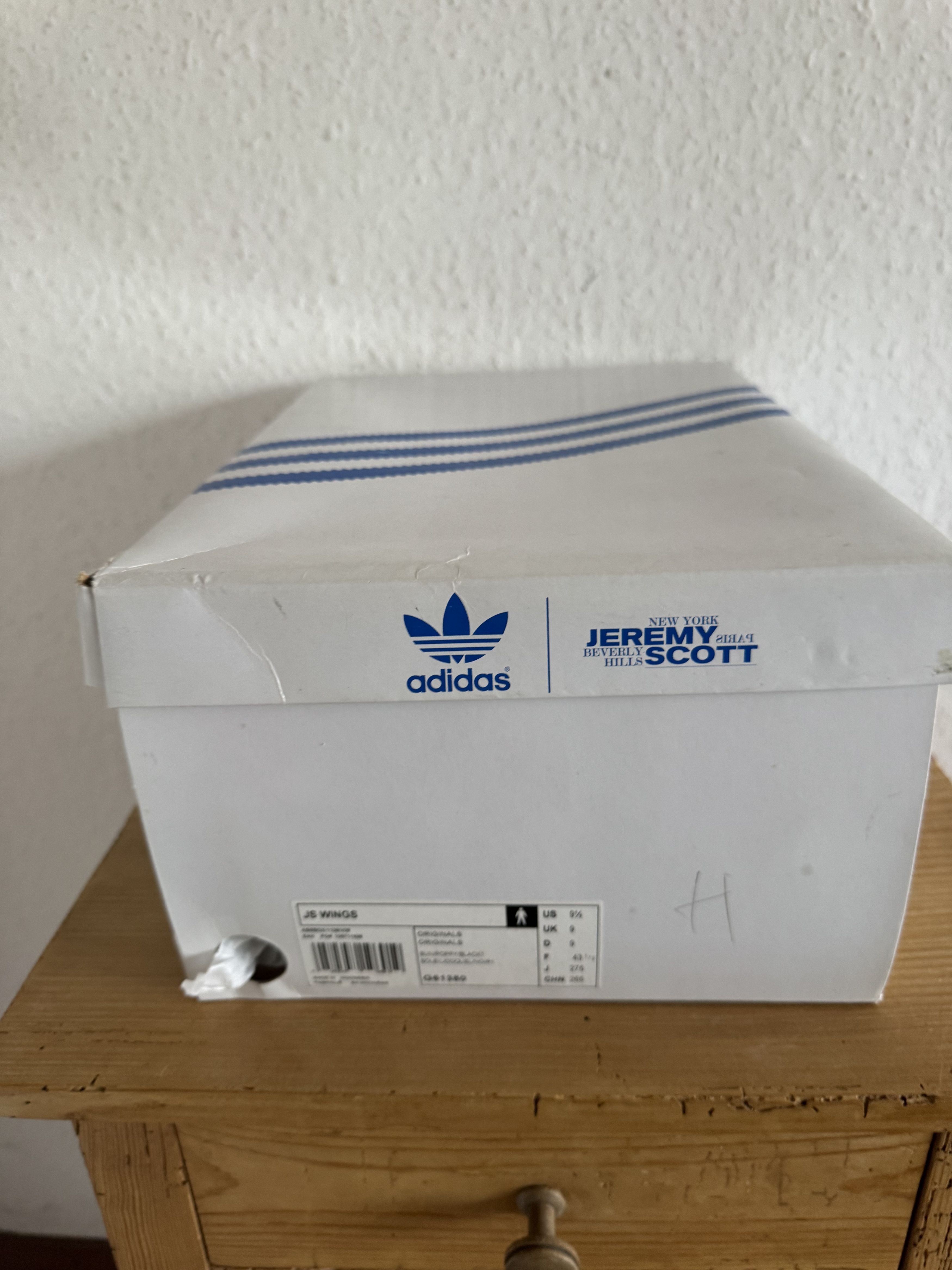 Adidas × Jeremy Scott Winged Rainbow Fleece High Top Sneakers Size US 9.5 / EU 42-43 - 18 Thumbnail