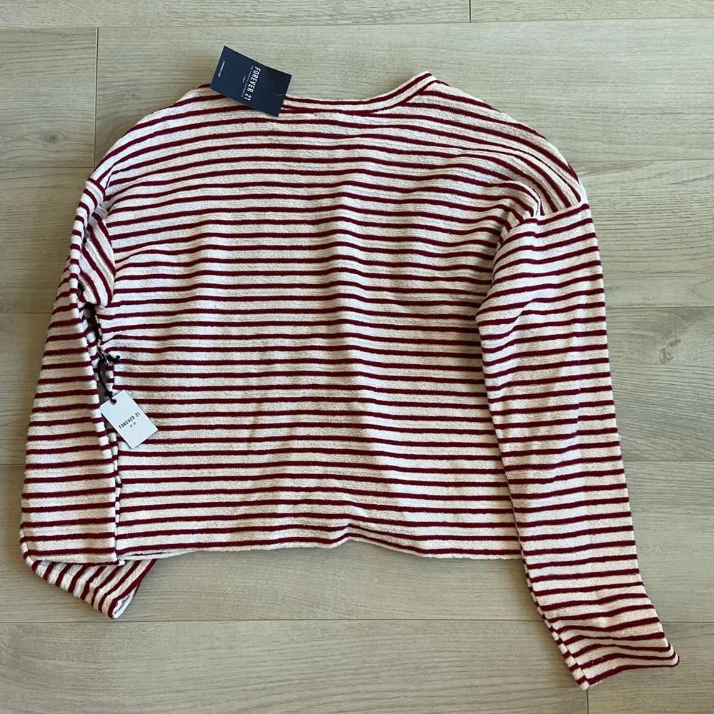 Designer Cozy Striped Crop Sweater - Perfect for Layering Size M / US 6-8 / IT 42-44 - 4 Thumbnail