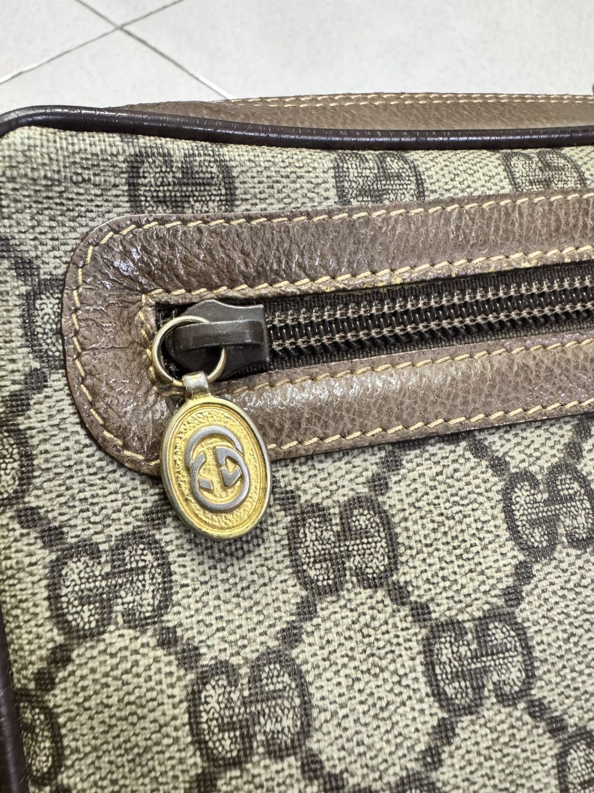 Gucci VINTAGE GUCCI FULL MONOGRAM CLUTCH BAG Size ONE SIZE - 7 Thumbnail