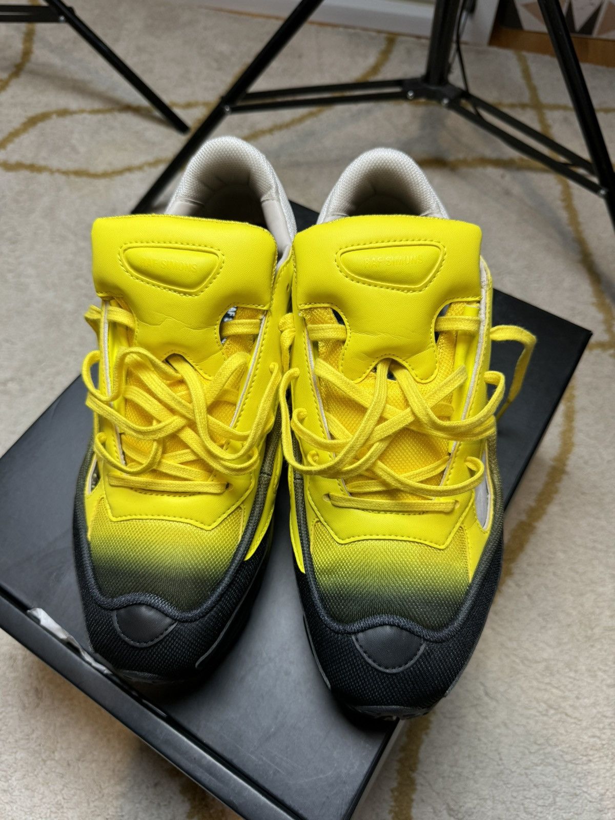 Adidas × Raf Simons Raf Simons x Adidas Replicant Ozweego Size US 10.5 / EU 43-44 - 6 Thumbnail
