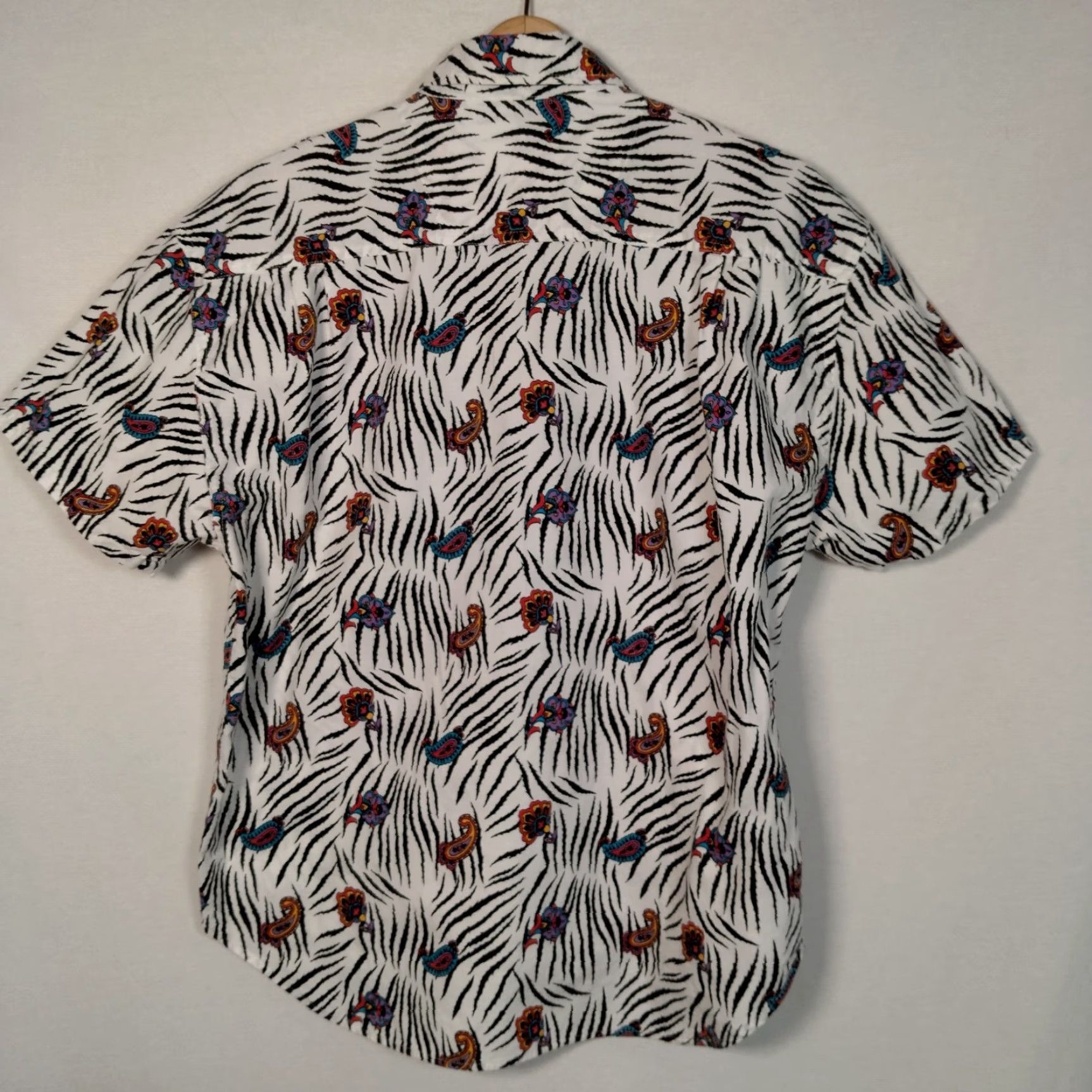 Vintage VINTAGE Khazana Shirt Button-Up Women M White Zebra Paisley Short Sleeve 80s 90s Retro Fun Formal Casual Size M / US 6-8 / IT 42-44 - 2 Thumbnail