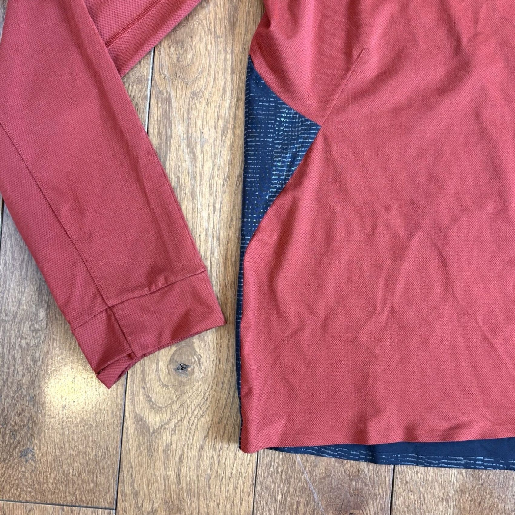 Lululemon VINTAGE? No. Size US L / EU 52-54 / 3 - 5 Thumbnail