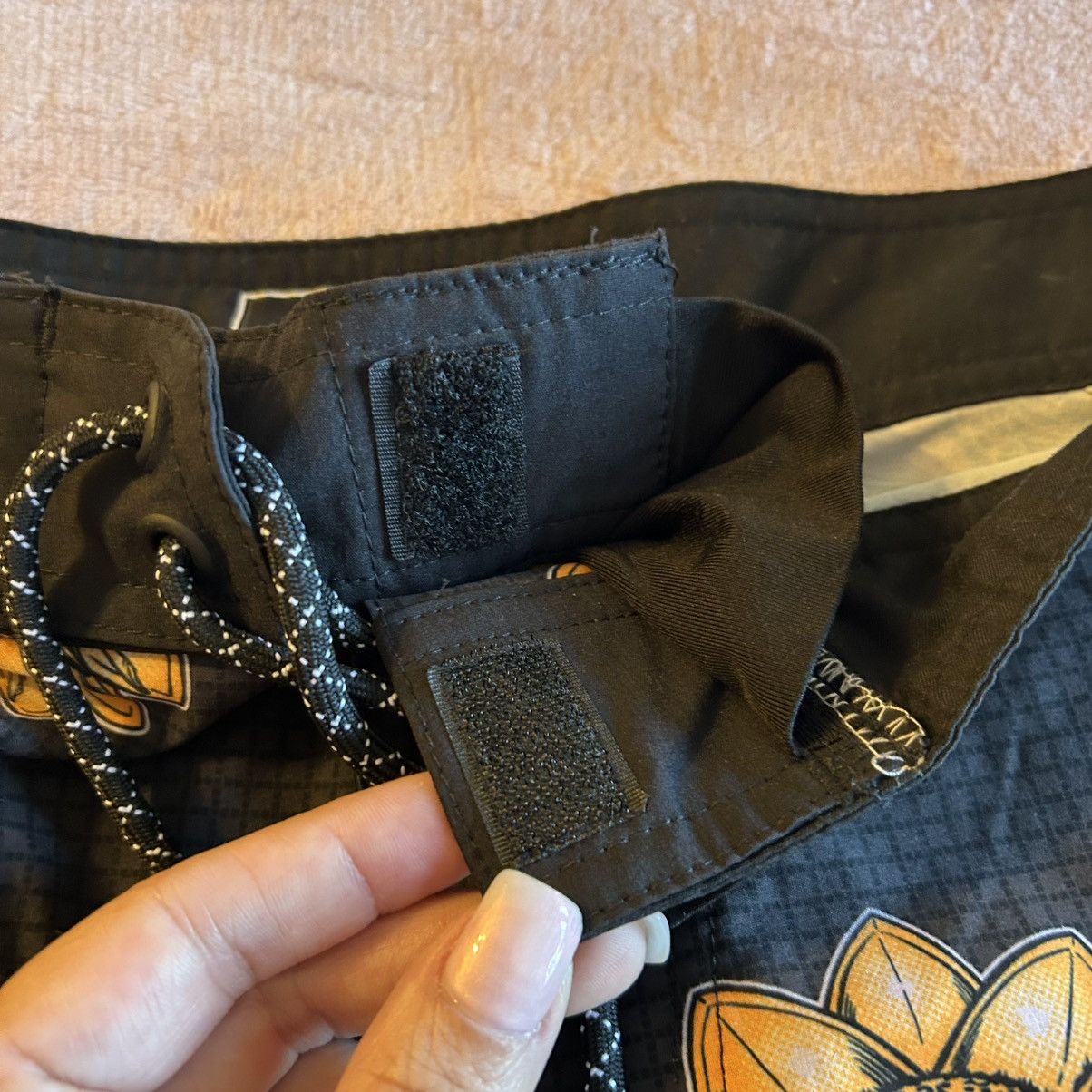 Other Lost black board surf shorts leopard flower print size 32 Size US 32 / EU 48 - 4 Thumbnail