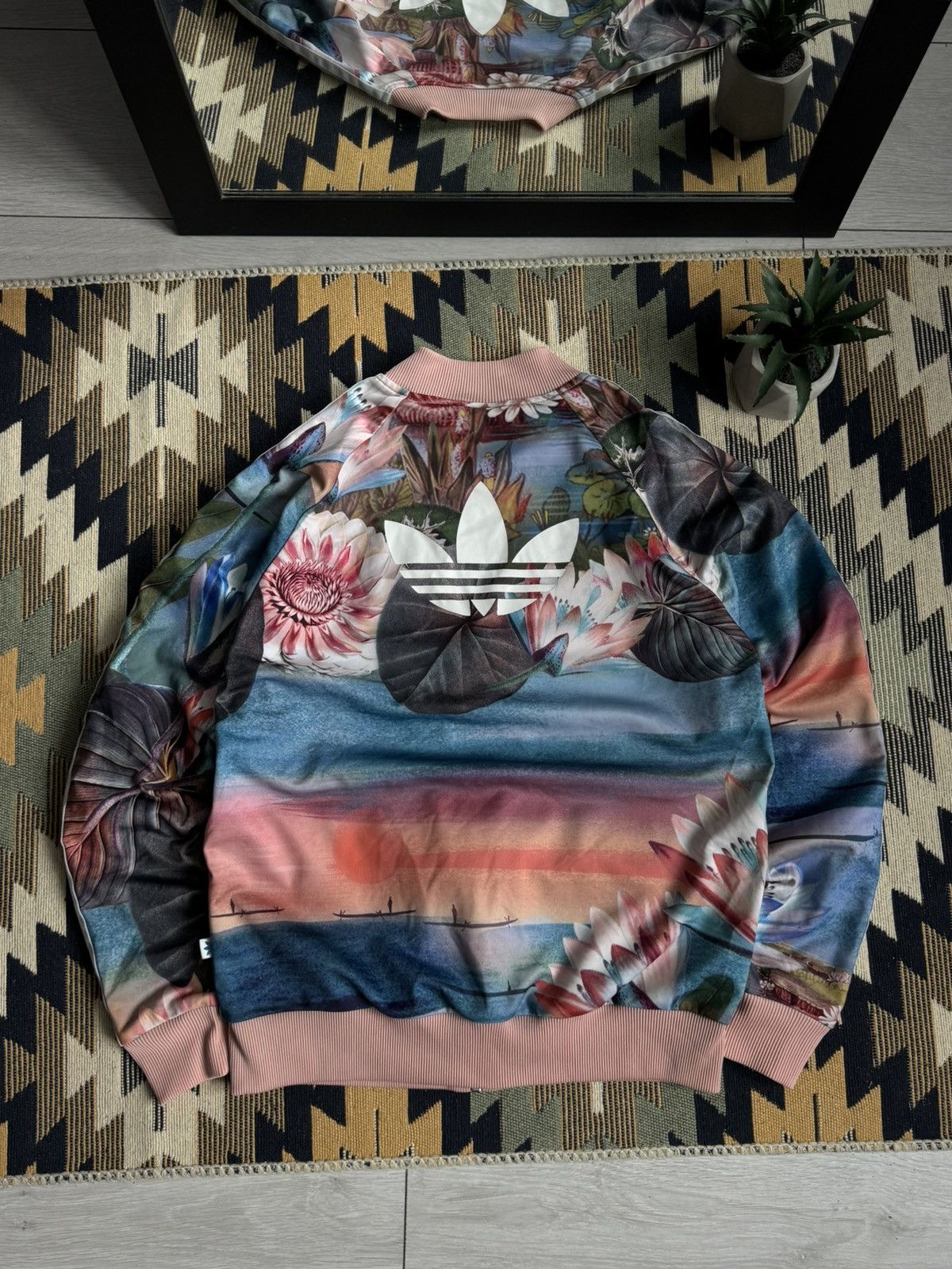 Adidas RARE❗️Vintage Adidas Originals Trefoil Floral Jacket Size S / US 4 / IT 40 - 2 Thumbnail