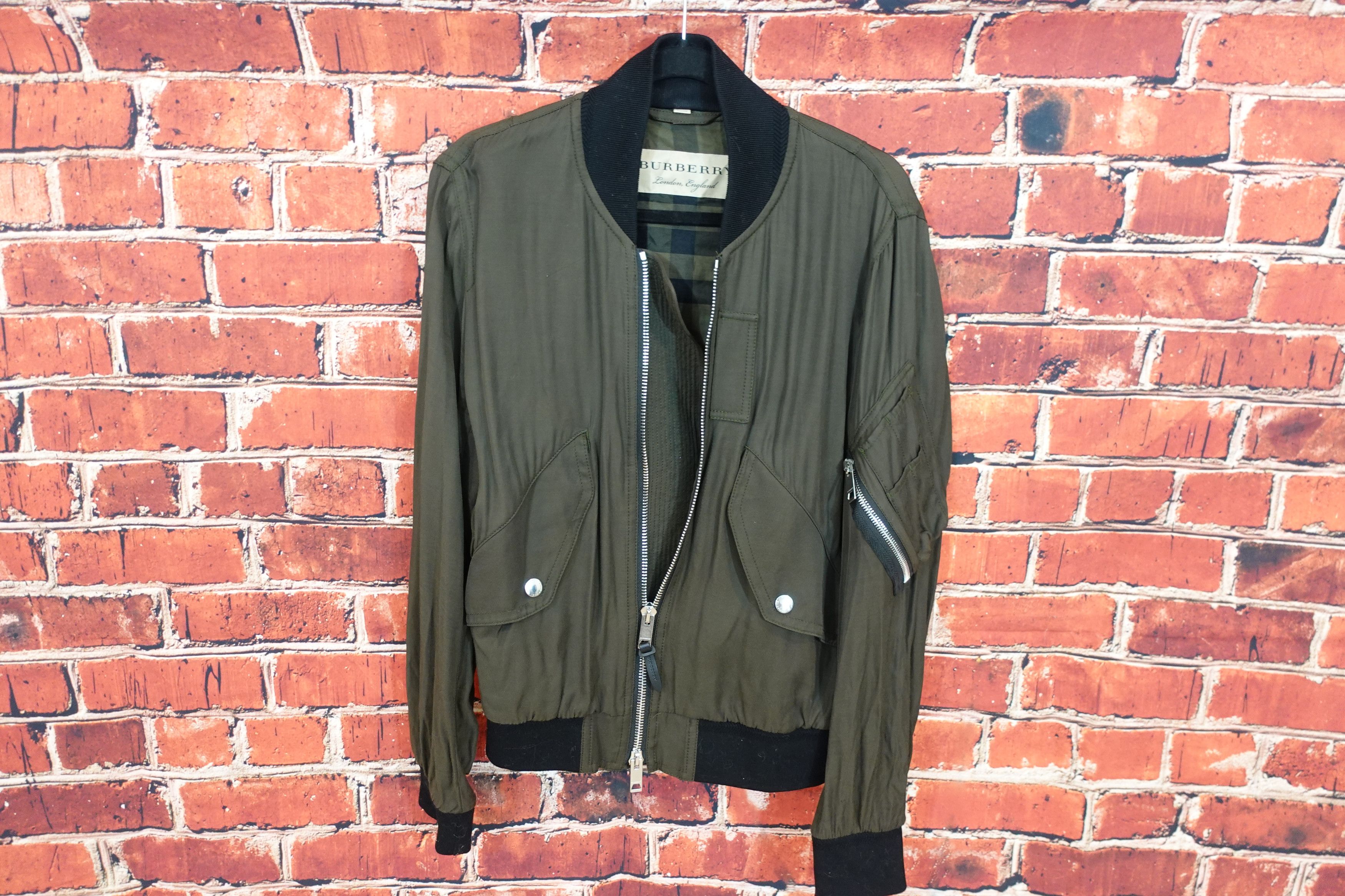 Burberry Burberry Aviator Light Jacket in Olive Size US M / EU 48-50 / 2 - 1 Thumbnail