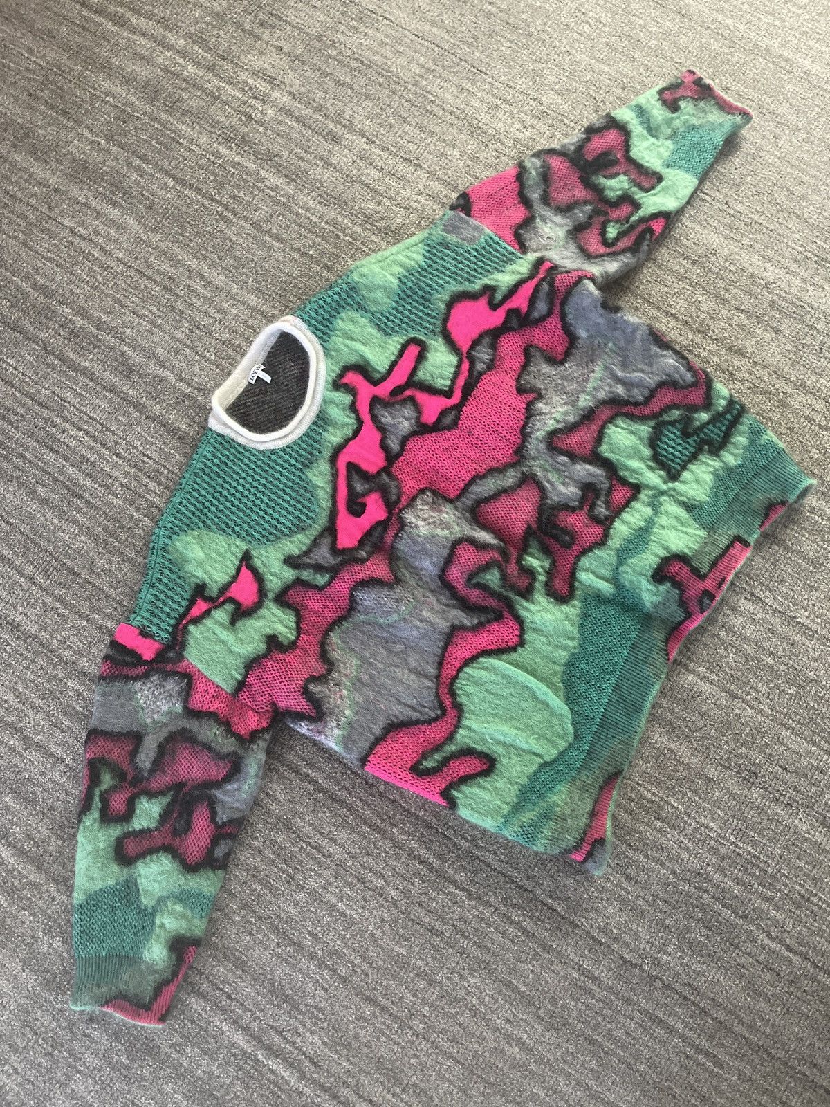 Loewe Loewe Neon Camo mohair sweater Size US S / EU 44-46 / 1 - 1 Thumbnail