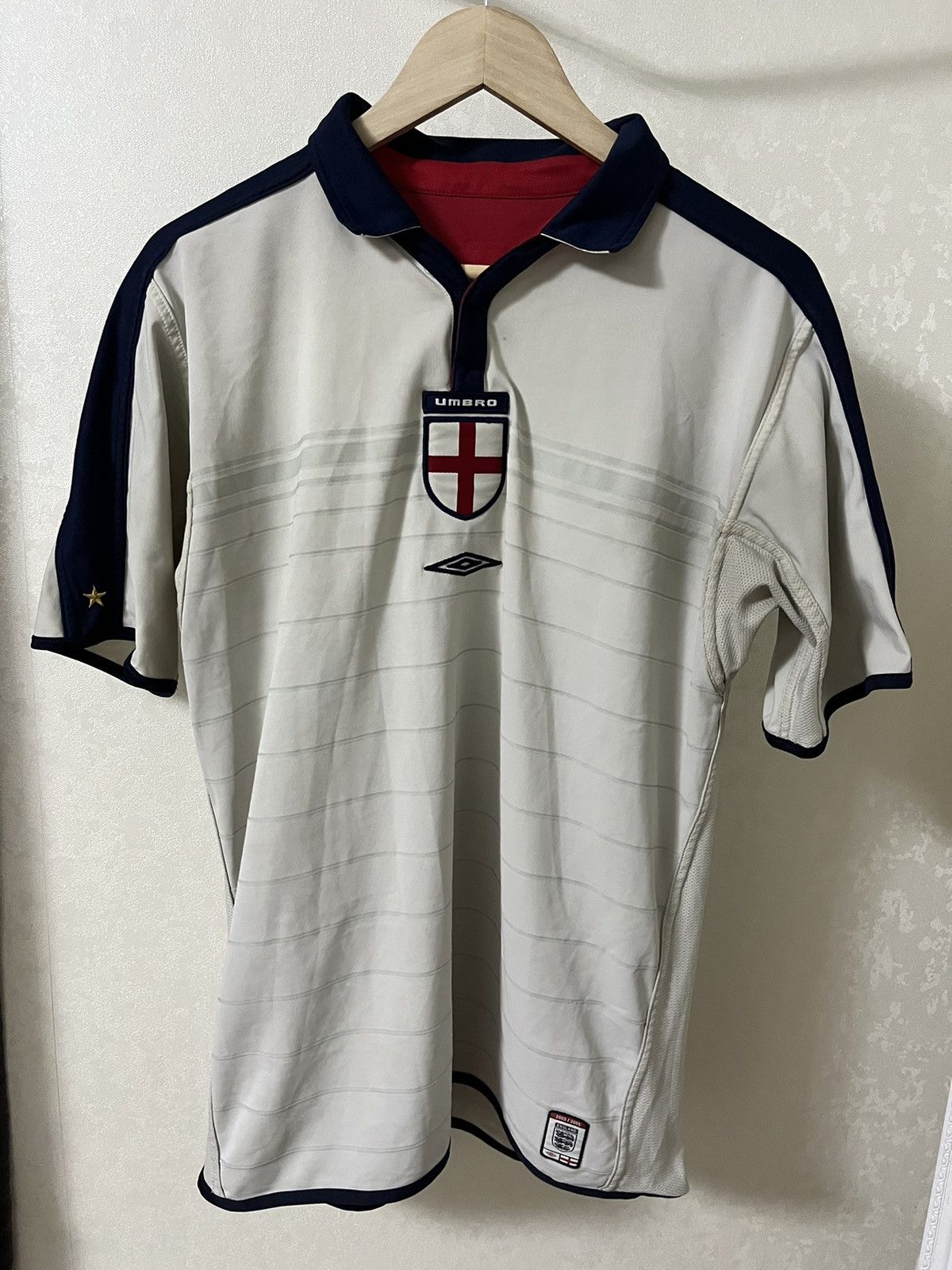 Umbro Umbro England 2003/05 Reversible Home Jersey Size US M / EU 48-50 / 2 - 7 Thumbnail