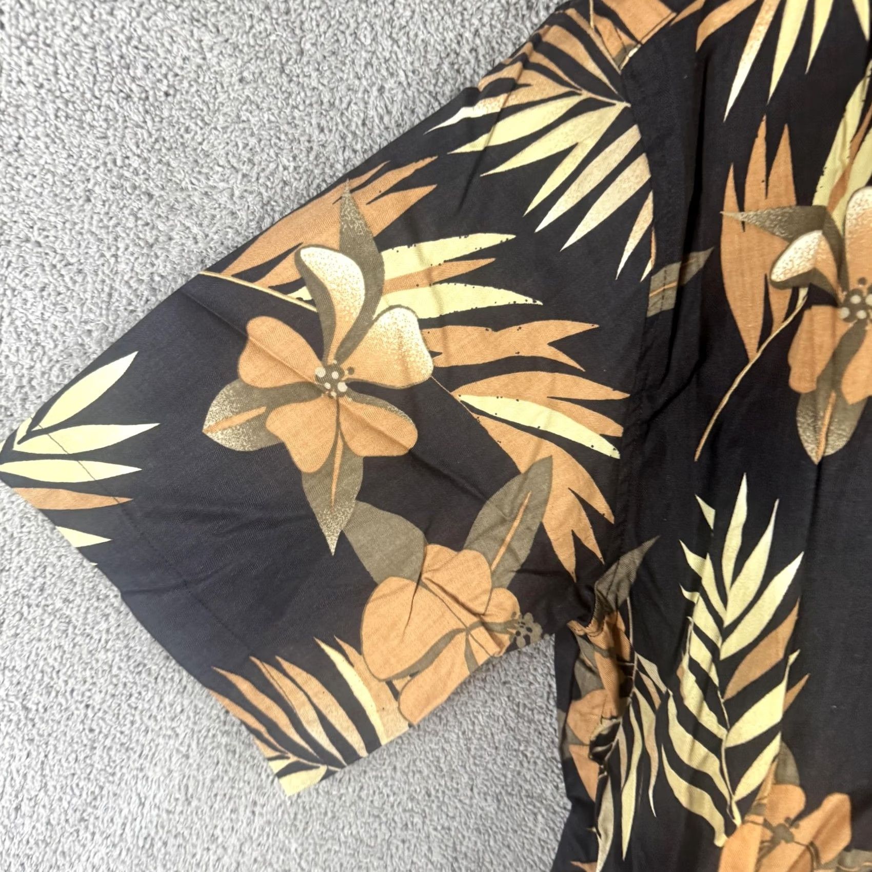 Vintage Caribbean Joe Shirt Mens XL Black Hawaiian Short Sleeve Button Front Tropical Floral Beach vacation casual Size US XL / EU 56 / 4 - 2 Thumbnail