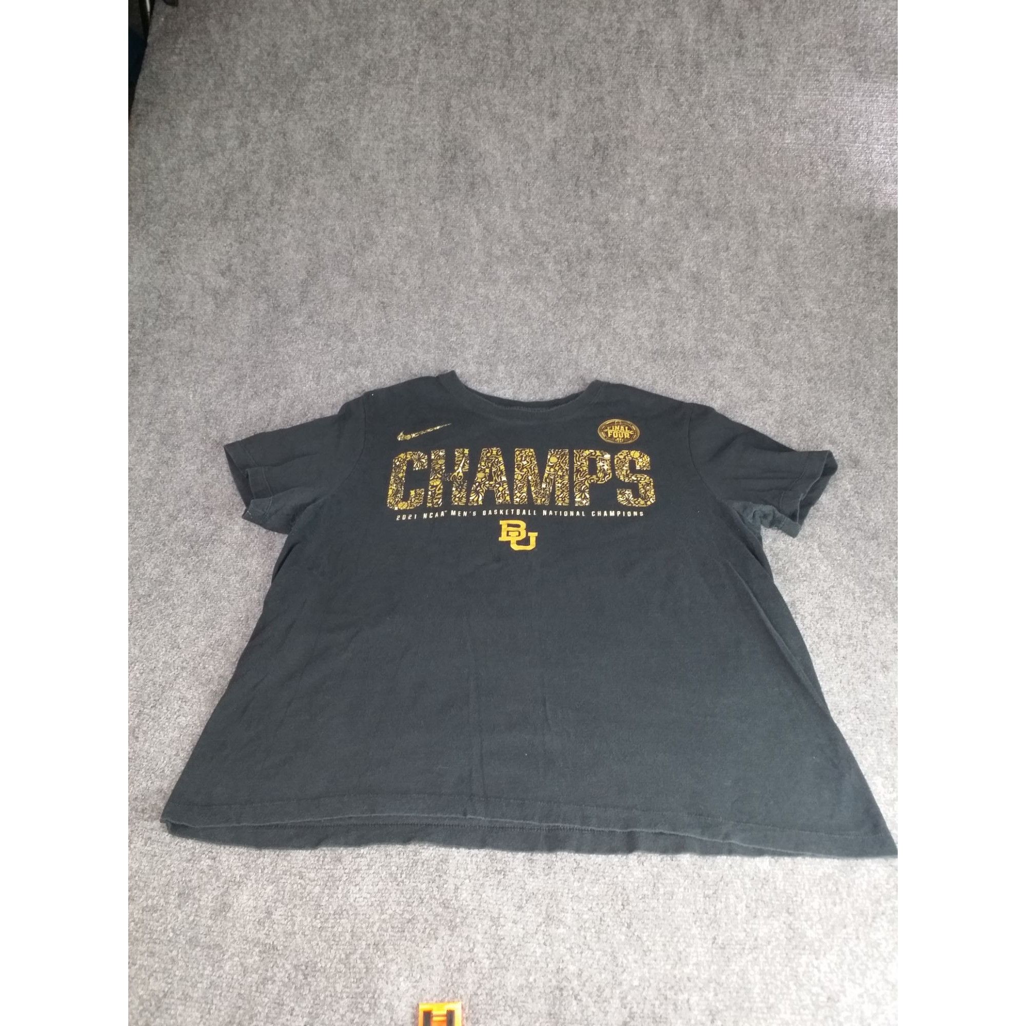 Nike Nike Baylor University Tshirt Men Sz L 2021 NCAA Basketball Size US L / EU 52-54 / 3 - 1 Thumbnail