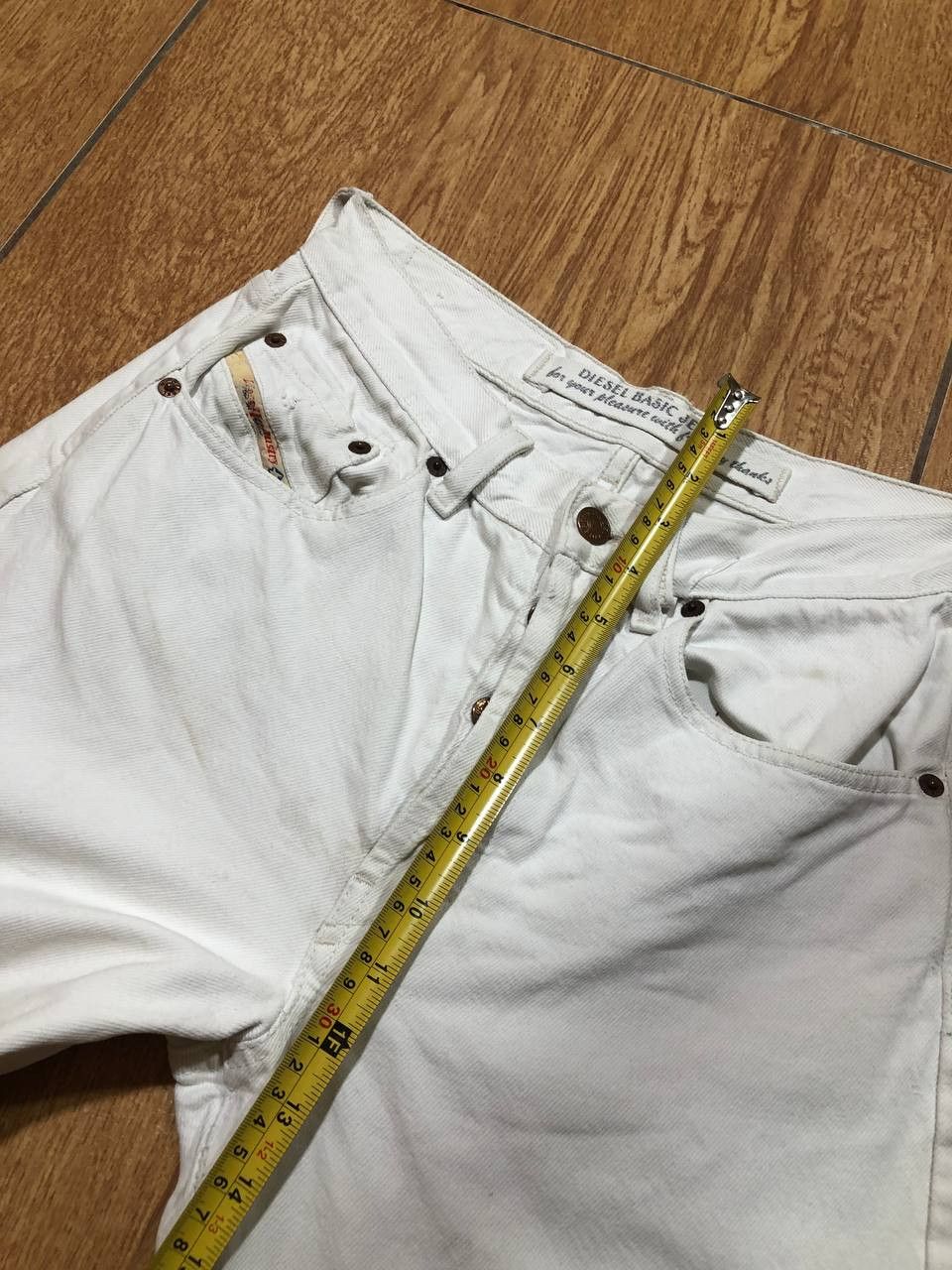 Diesel VTG Diesel Saddle Basic Tapered White Denim Jeans shorts Size US 29 - 11 Thumbnail