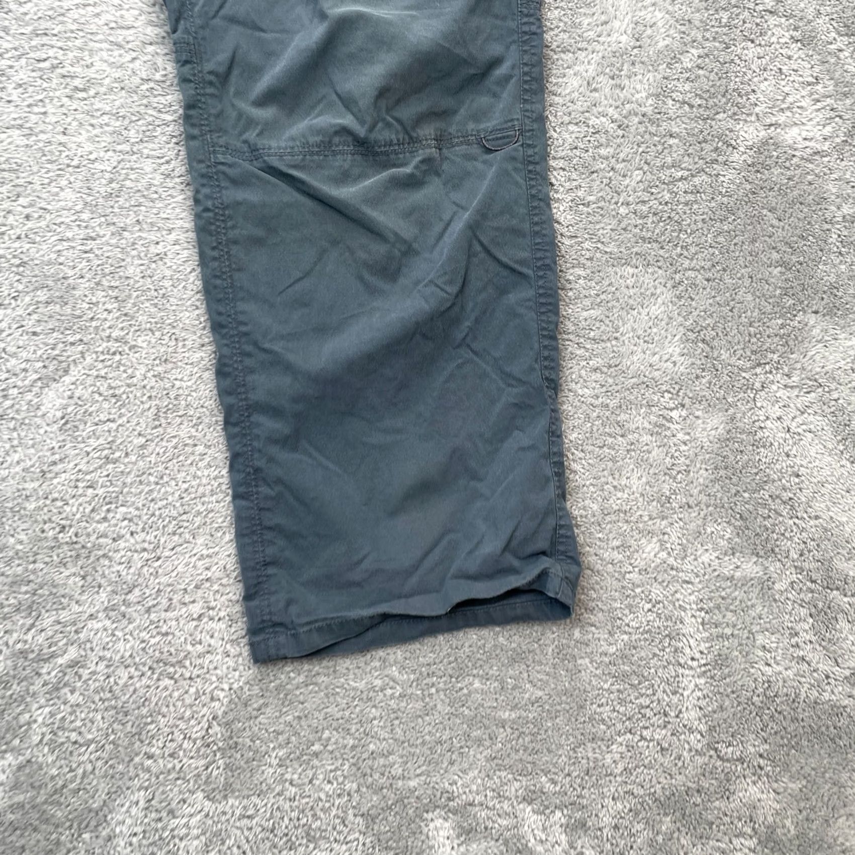 Vintage Kuhl Pants Womens 22W Blue Cotton Stretch Straight Leg Ripstop Hiking Outdoor Pants Blue 22W Womens Regular Inseam 30in Size 40" / US 18 - 2 Thumbnail