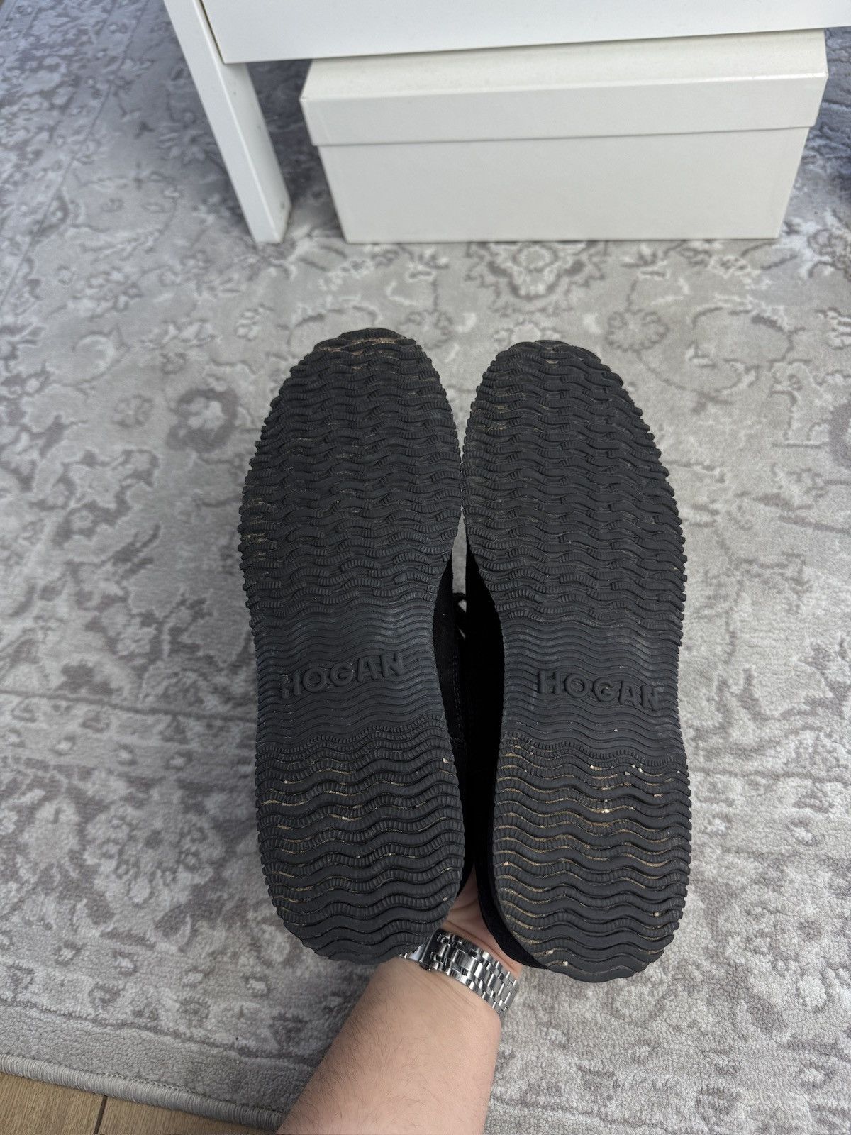 Designer × Hogan Hogan basic black suede shoes sneakers US7 designer casual Size US 7 / EU 40 - 6 Thumbnail