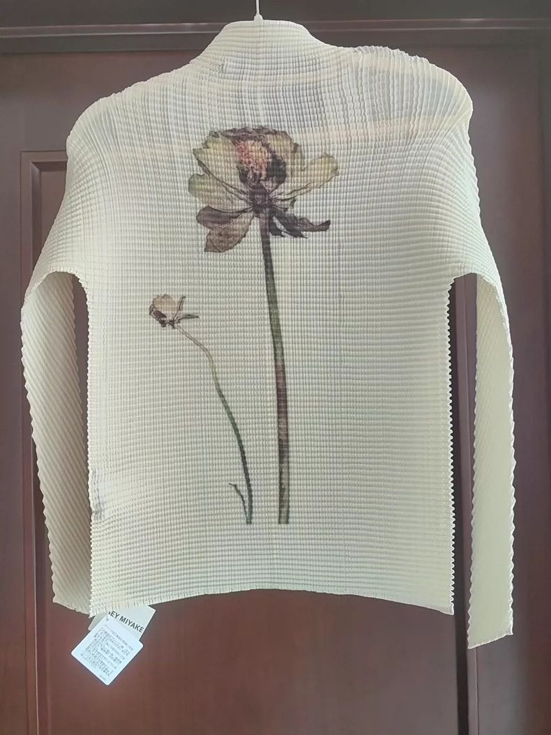 Issey Miyake Issey Miyake size:2 The beige "Spring Flowers and Autumn F Size S / US 4 / IT 40 - 4 Thumbnail