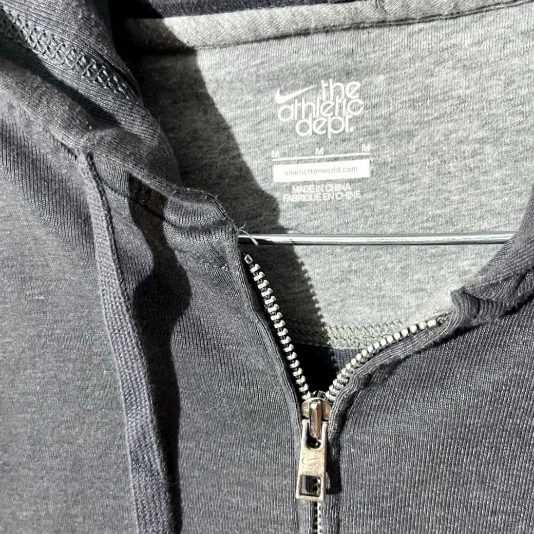 Nike VINTAGE Nike Athletic Dept Gray Full Zip Sweater Men Size Medium Casual Y2K Size US M / EU 48-50 / 2 - 3 Thumbnail
