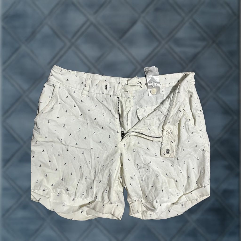H&M H&M Logg 3" Blue Shorts White W/ Anchors Textured Shorts Women Size 8 Size 30" / US 8 / IT 44 - 1 Thumbnail