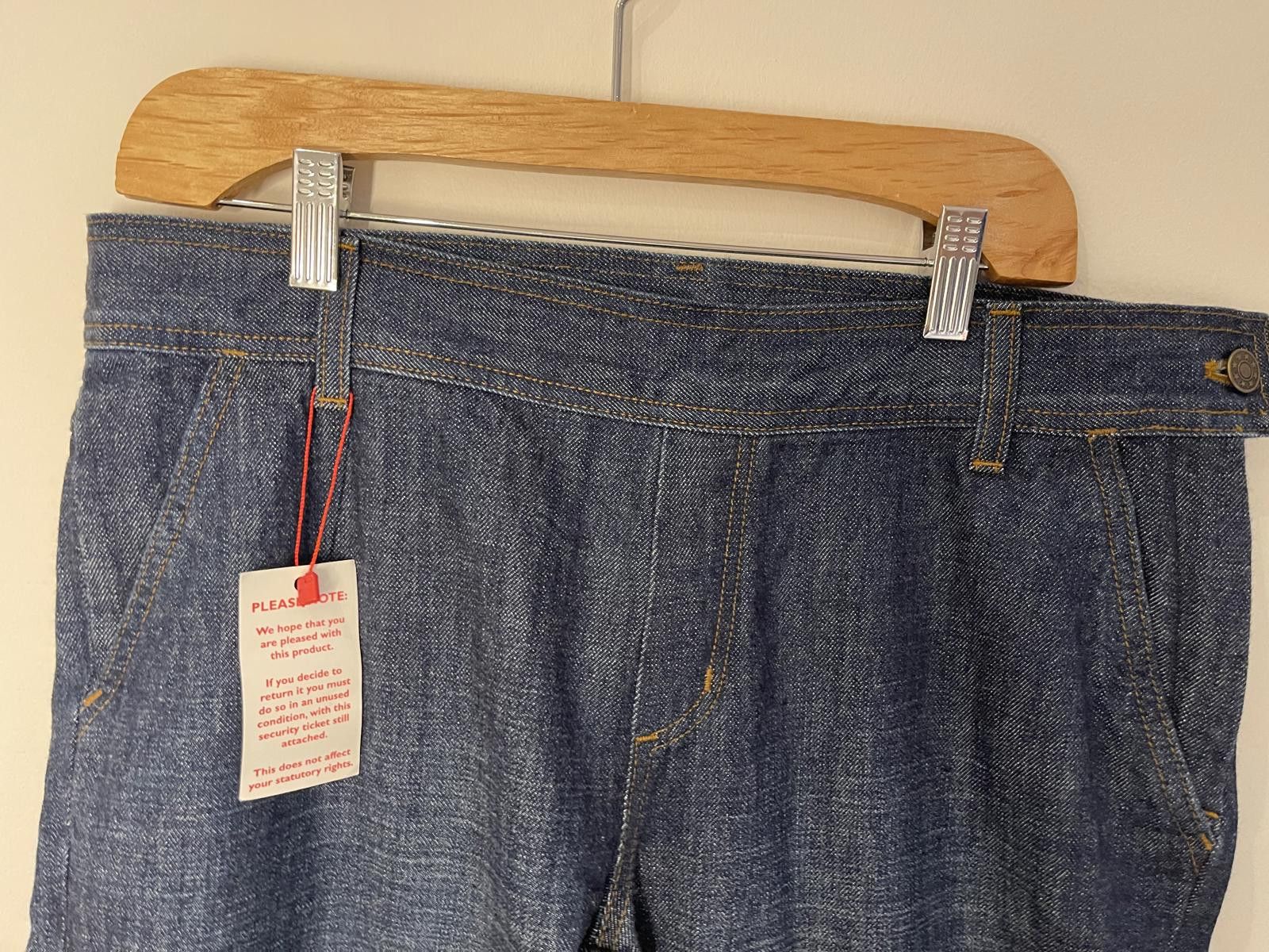 Designer Innocence cutoff jeans with side zip Size 36" / US 14 / IT 50 - 2 Thumbnail
