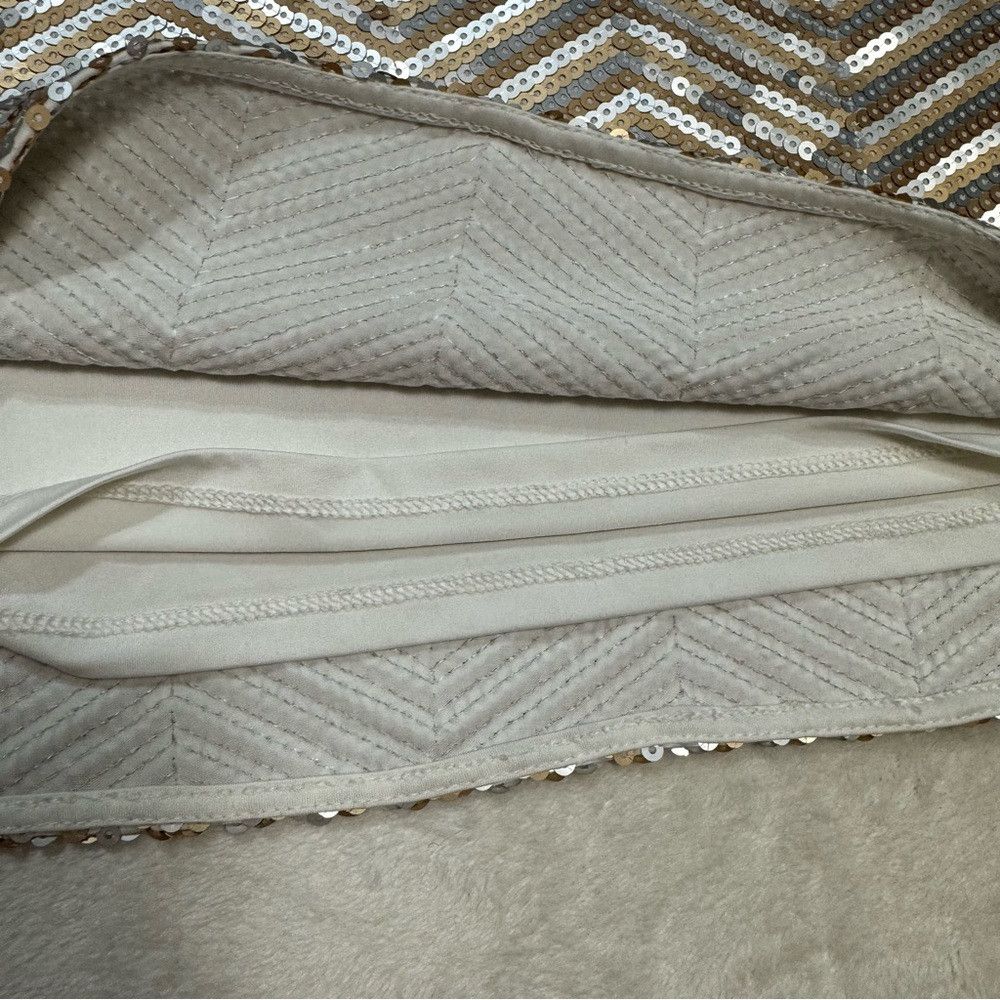 White House Black Market NWT New $128 White House Black Market Zig Zag Sequin Dolman Size M / US 6-8 / IT 42-44 - 8 Thumbnail