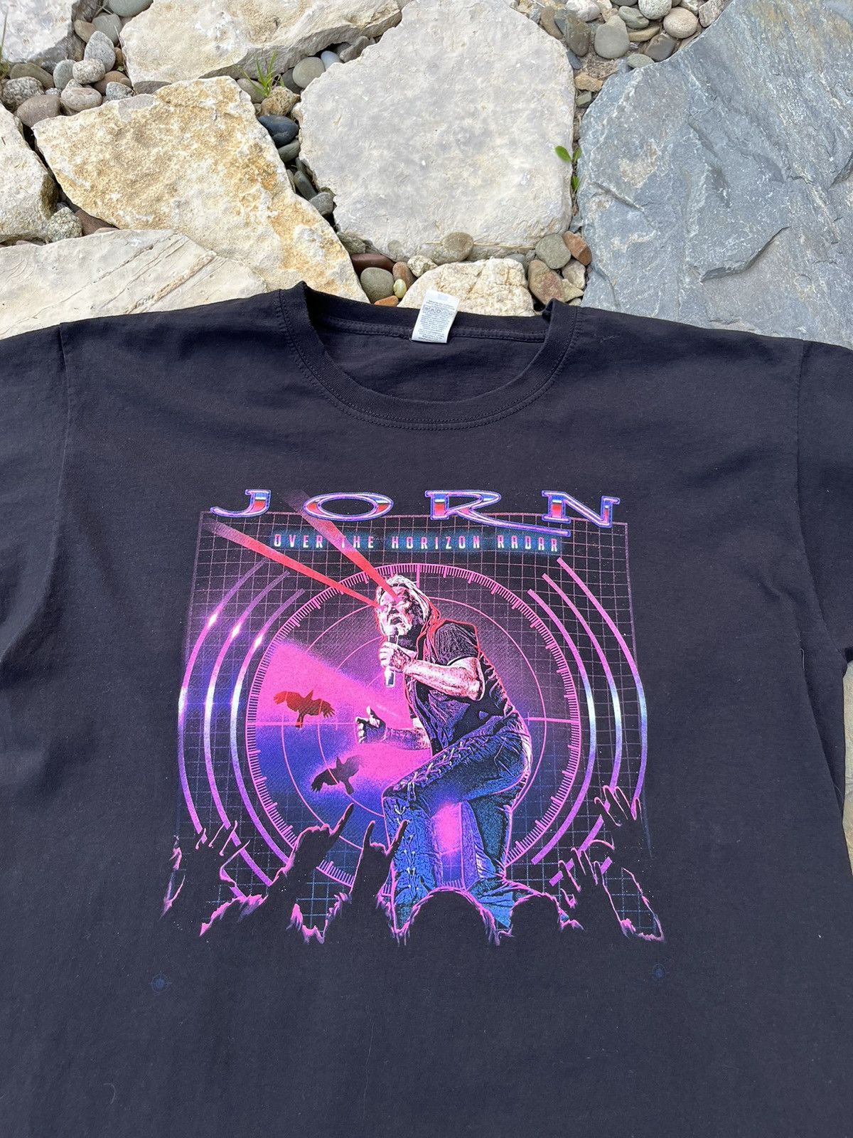 Band Tees Jorn rock band tee vintage y2k over the horizon radar Size US L / EU 52-54 / 3 - 3 Thumbnail