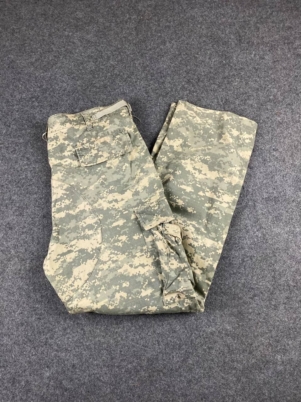 Other military digital camo cargo pants nice design Size US 34 / EU 50 - 2 Thumbnail