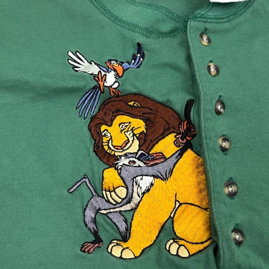 Disney VINTAGE Disney Store Lion King Shirt Adult 2XL Crew Neck Green Embroidered Cast Henley Logo Mens Size US XXL / EU 58 / 5 - 2 Thumbnail