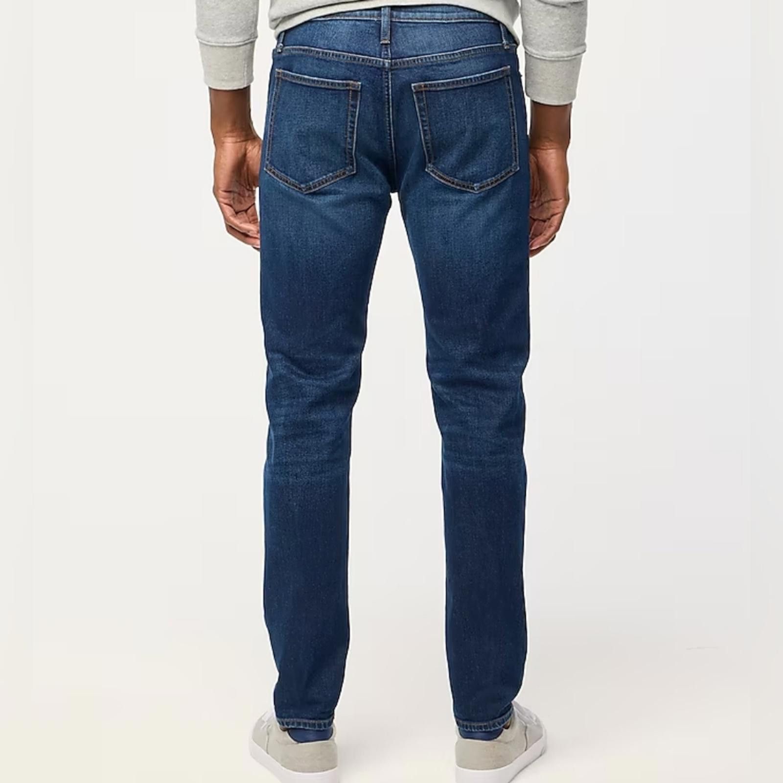 J.Crew J Crew Straight-fit jean in signature flex Size US 31 - 6 Thumbnail