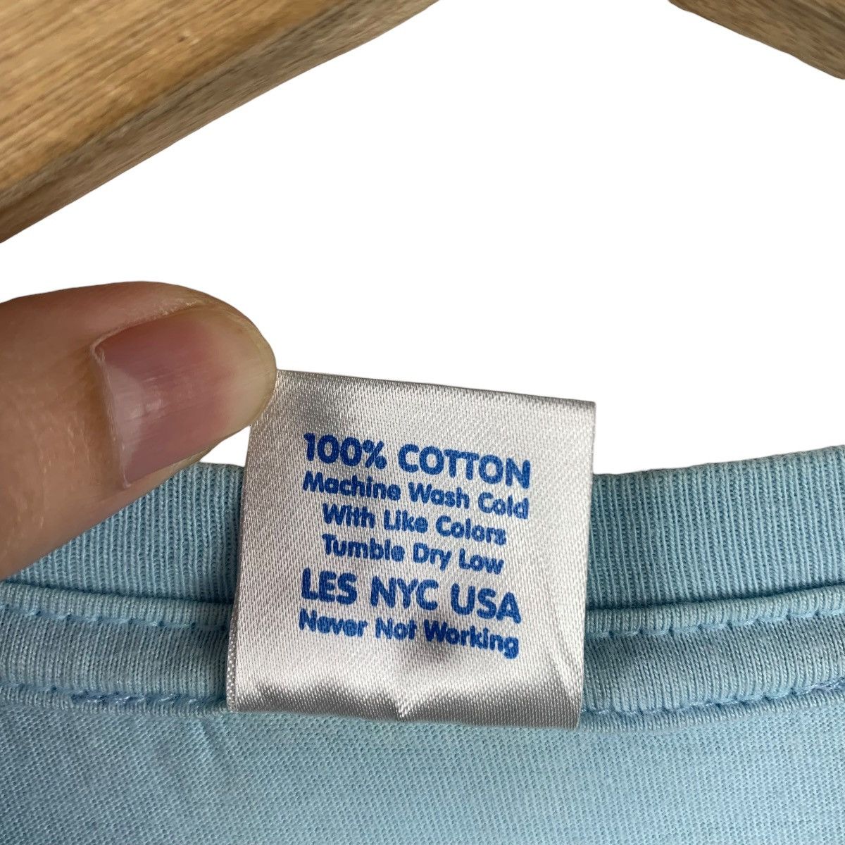 Vintage Vintage NEW FROM 2008 A New York Thing "Lee Quinones" TShirt Size US XL / EU 56 / 4 - 13 Thumbnail