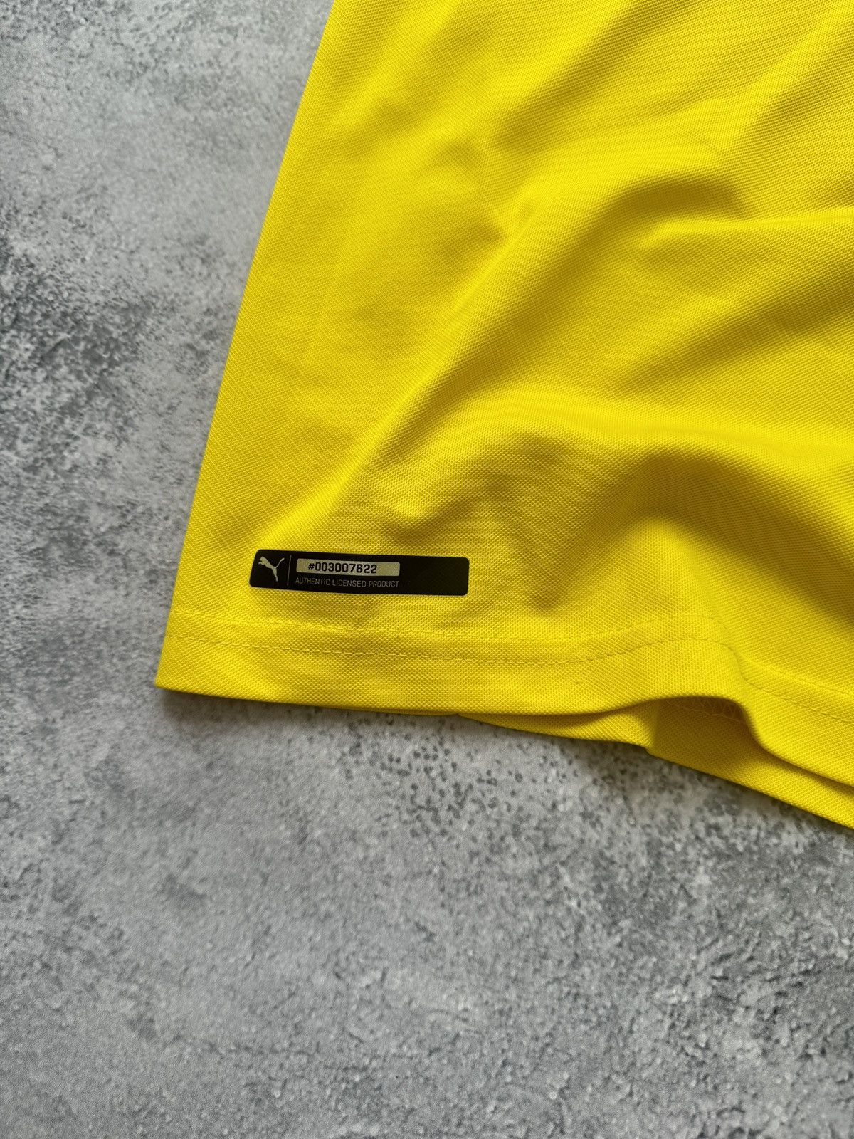 Puma × Vintage Vintage Puma Borussia Dortmund 2014-15 Home Jersey size L Size US L / EU 52-54 / 3 - 2 Thumbnail