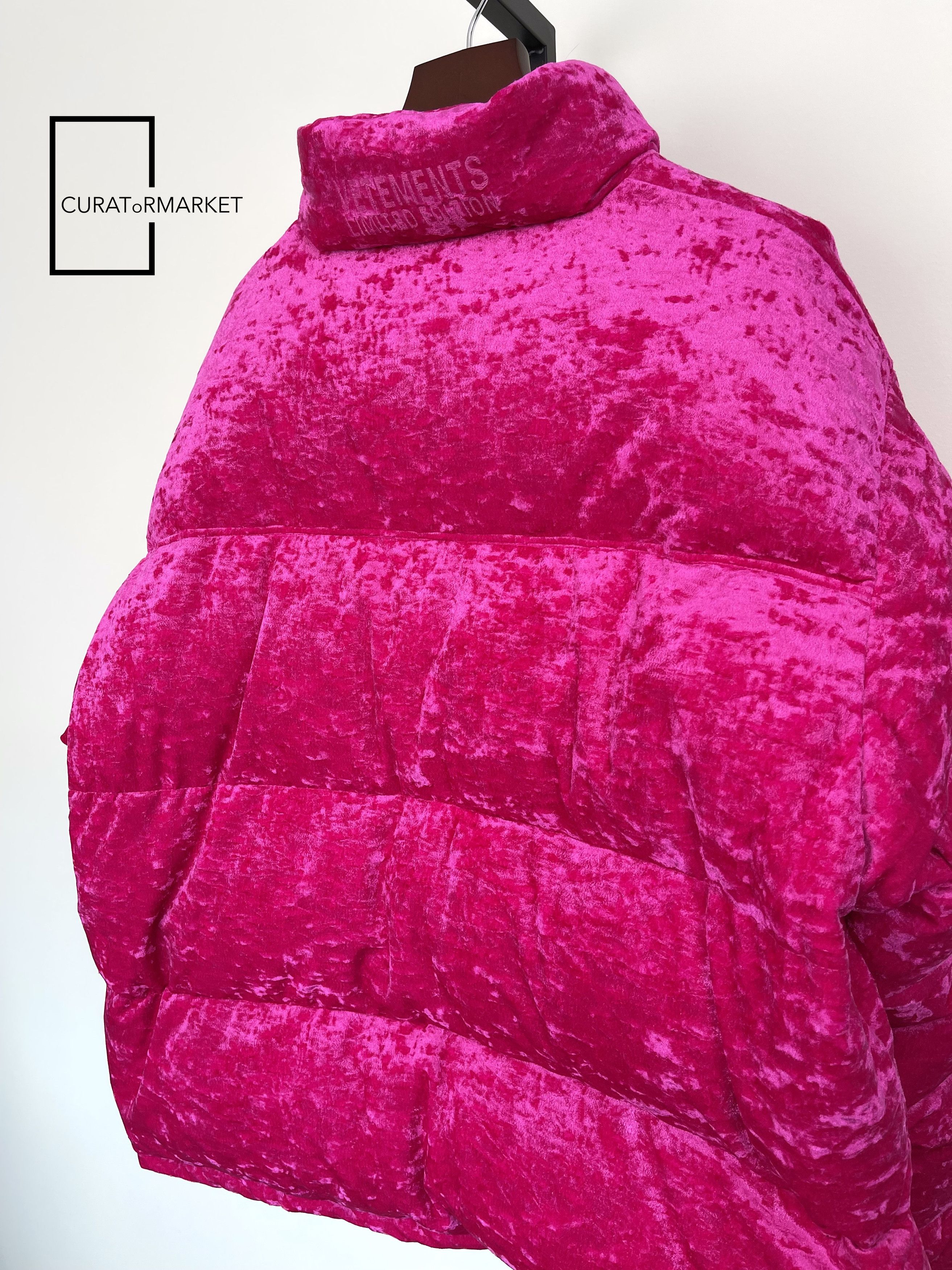 Vetements RARE Pink Crushed Velvet Down Padded Puffer Jacket FW22 Size US M / EU 48-50 / 2 - 3 Thumbnail