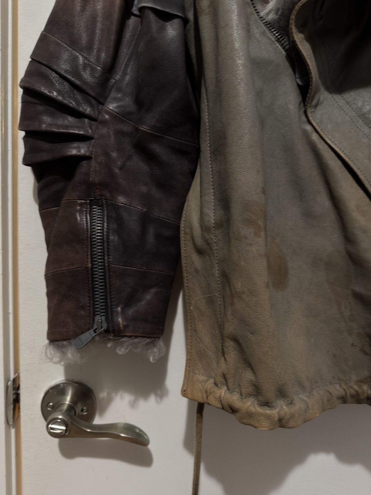 Balenciaga AW10 Re-Issue Biker Shearling Size XS / US 0-2 / IT 36-38 - 2 Thumbnail