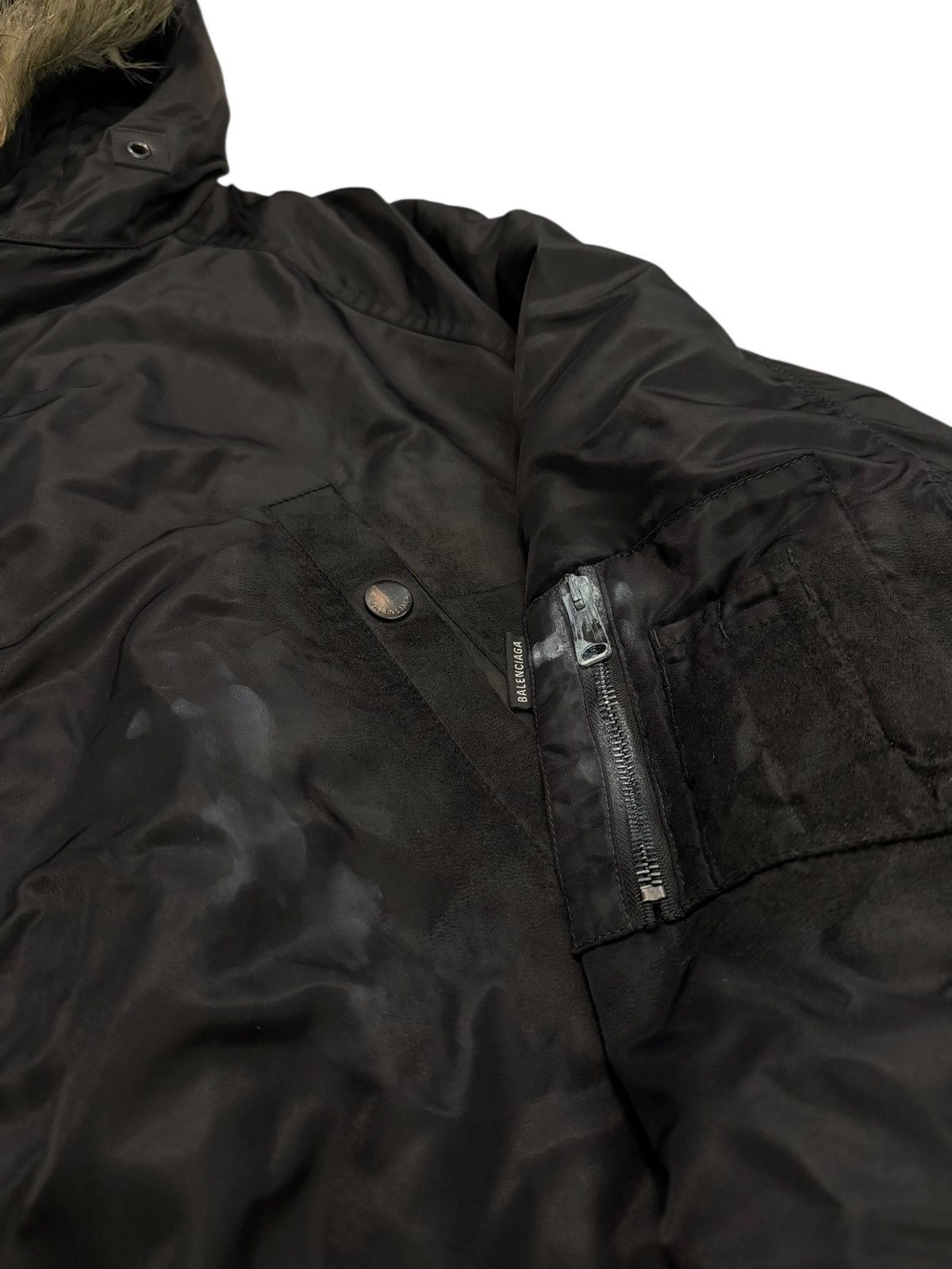 Balenciaga $4050 Distressed Mud Show Graffiti N3B Military Parka Size US M / EU 48-50 / 2 - 4 Thumbnail