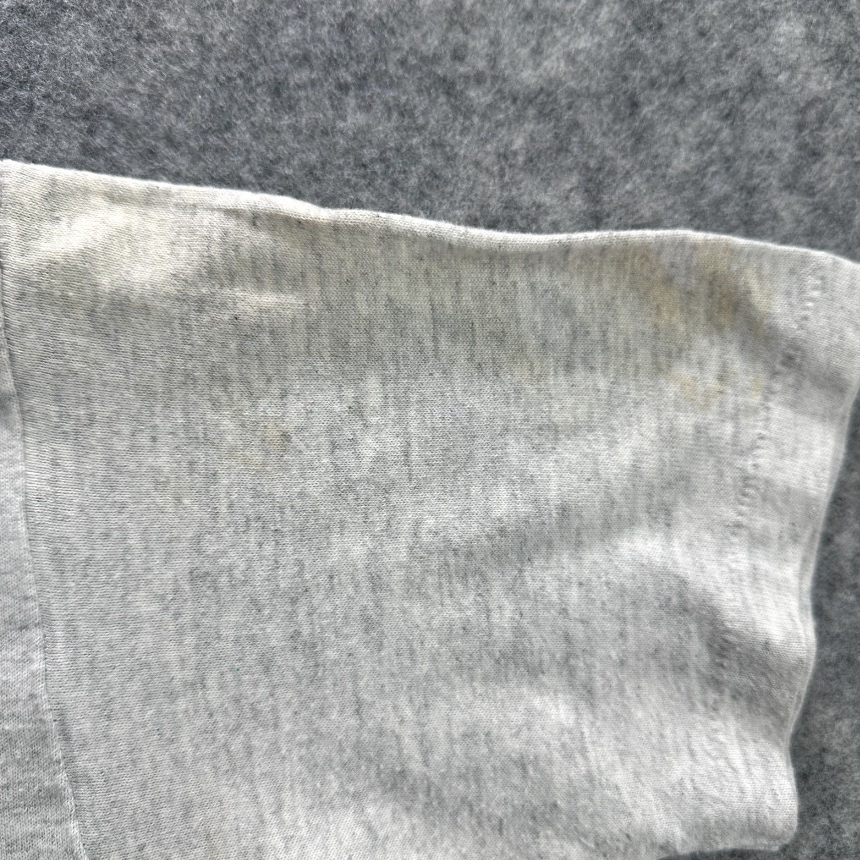 Jerzees VINTAGE Jerzees Shirt Mens Medium Gray Keefe O Caoimh Irish Crest Pocket Tee 90s Size US M / EU 48-50 / 2 - 5 Thumbnail