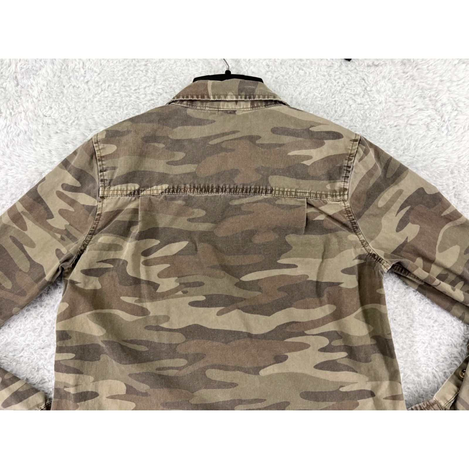 Forever 21 FOREVER 21 Camo Jacket Women S Green Casual Button-Up Cotton Bomber Size S / US 4 / IT 40 - 6 Thumbnail