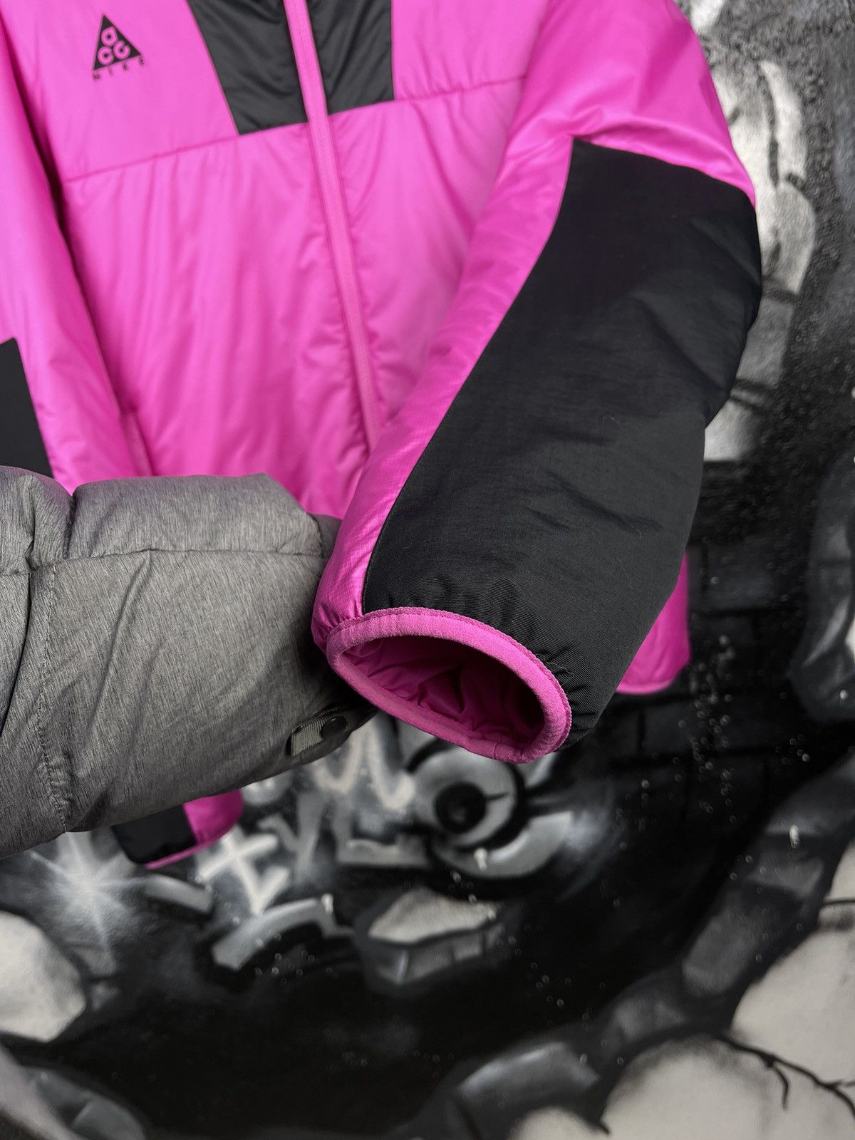 Nike ACG Nike ACG Primaloft Pink Full Zip Hooded Jacket Men’s Size M Size US M / EU 48-50 / 2 - 9 Thumbnail
