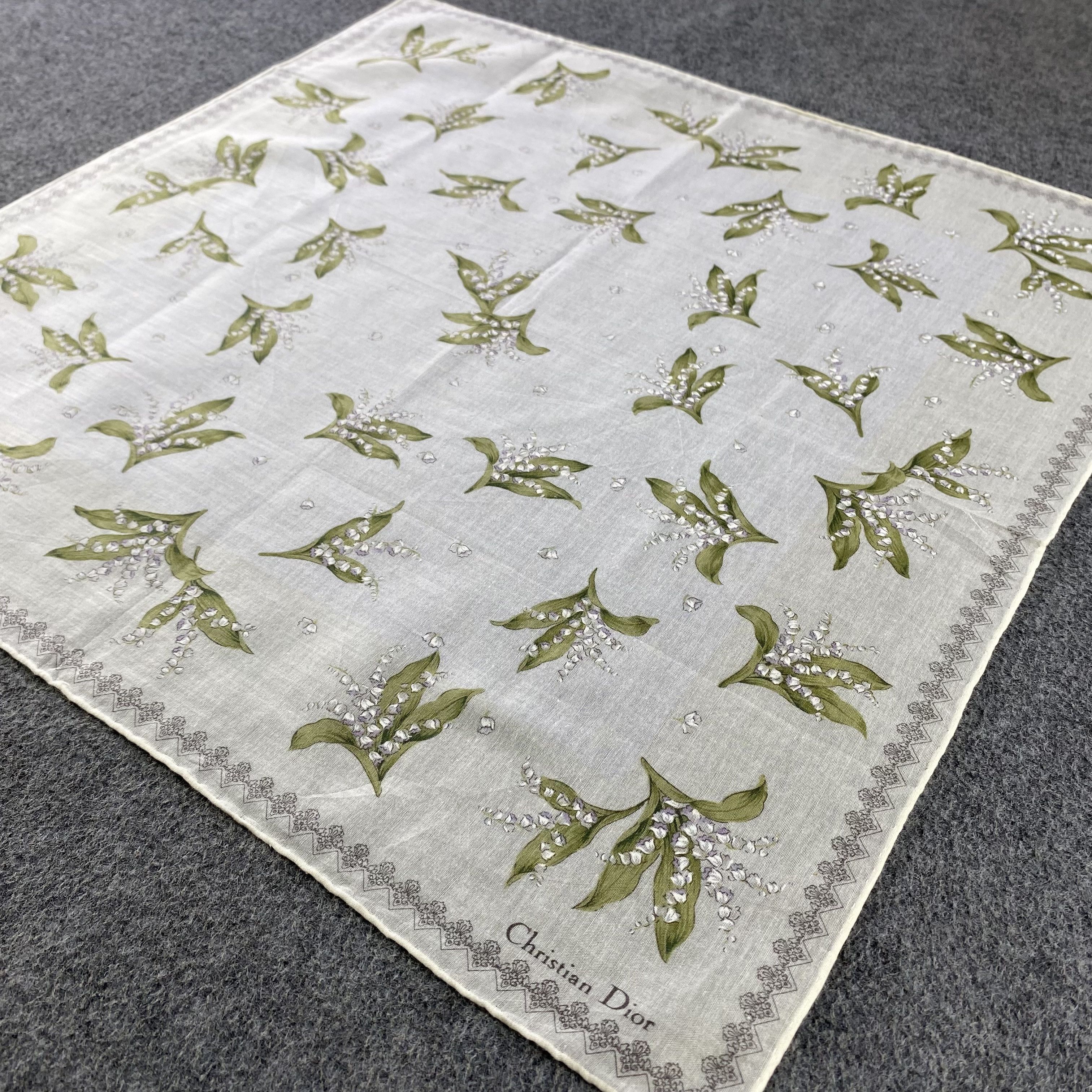 Vintage Christian Dior Handkerchief/Neckerchief/Bandana HC801 Size ONE SIZE - 2 Thumbnail