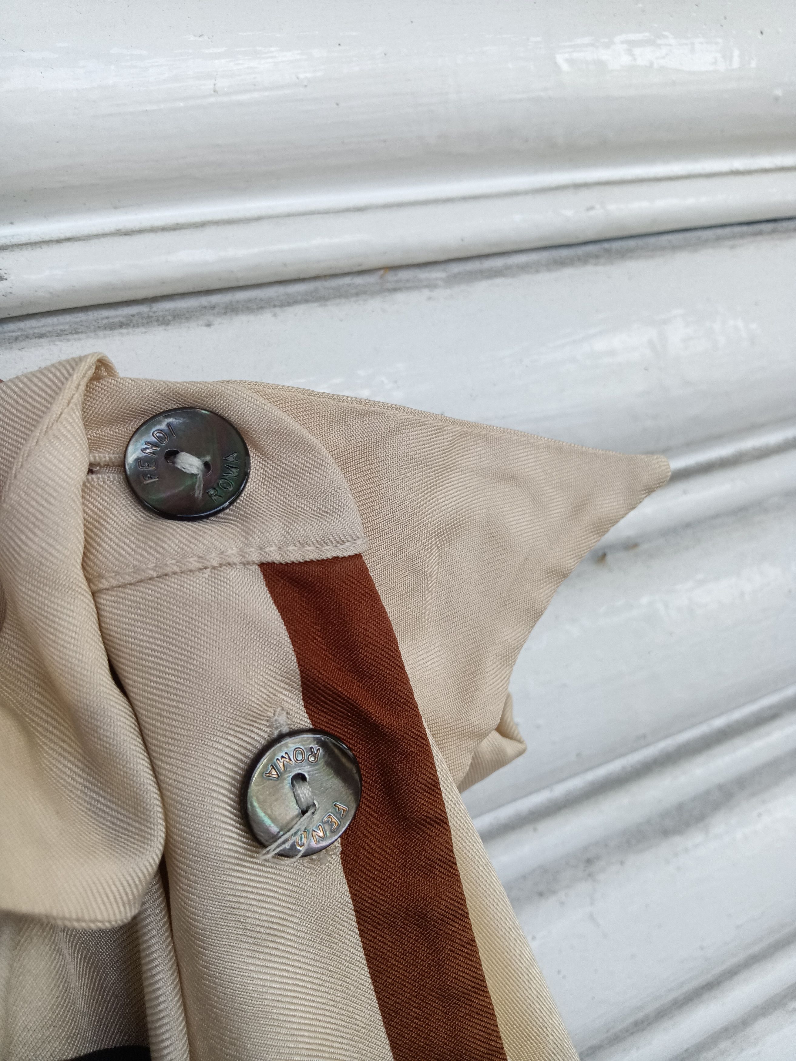 Fendi 100% SILK Fendi Brown Color-Blocked Logo Button Down Size US L / EU 52-54 / 3 - 3 Thumbnail