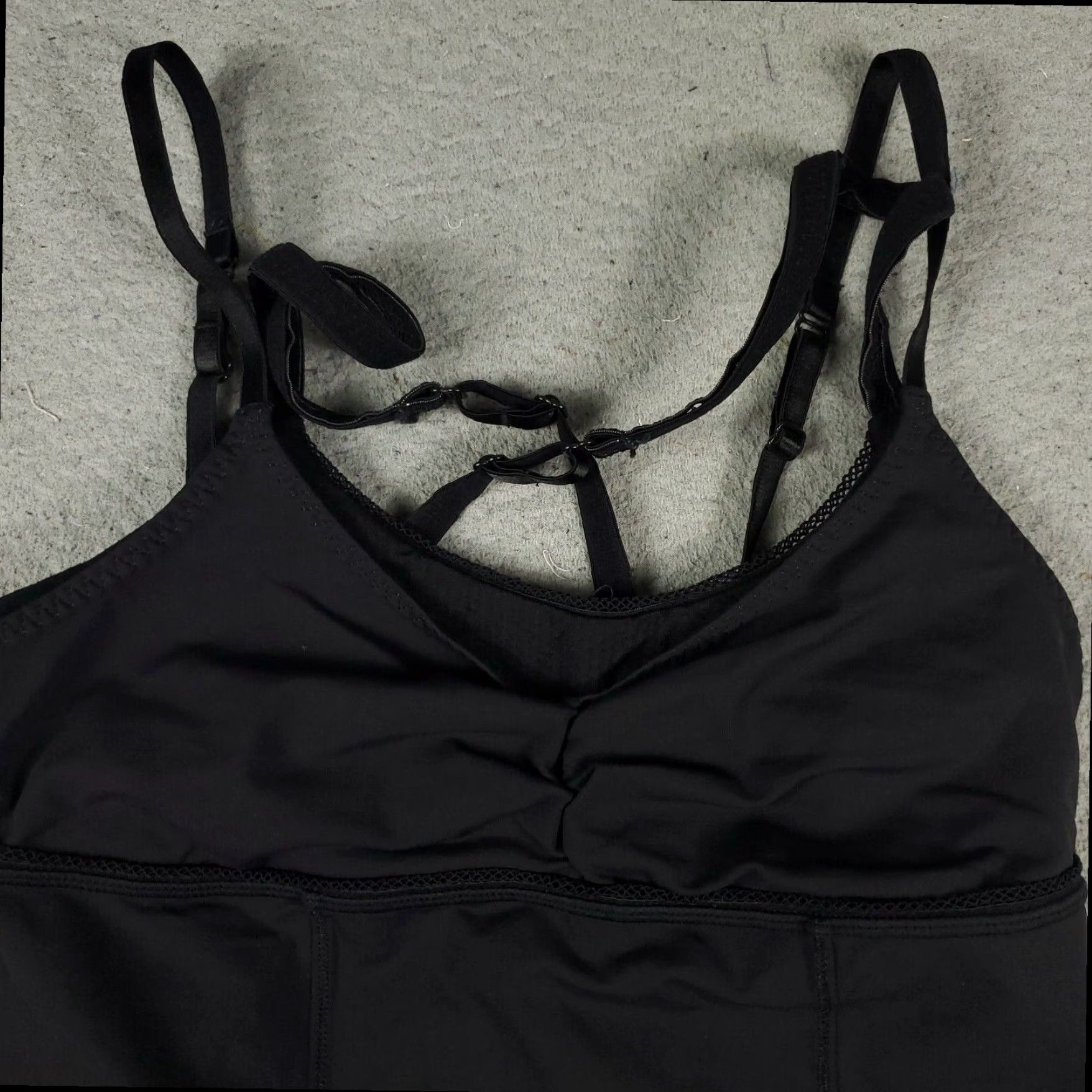 Lululemon Lululemon Tank Top Womens Black Double Strap Racerback Pullover Active Size M / US 6-8 / IT 42-44 - 2 Thumbnail